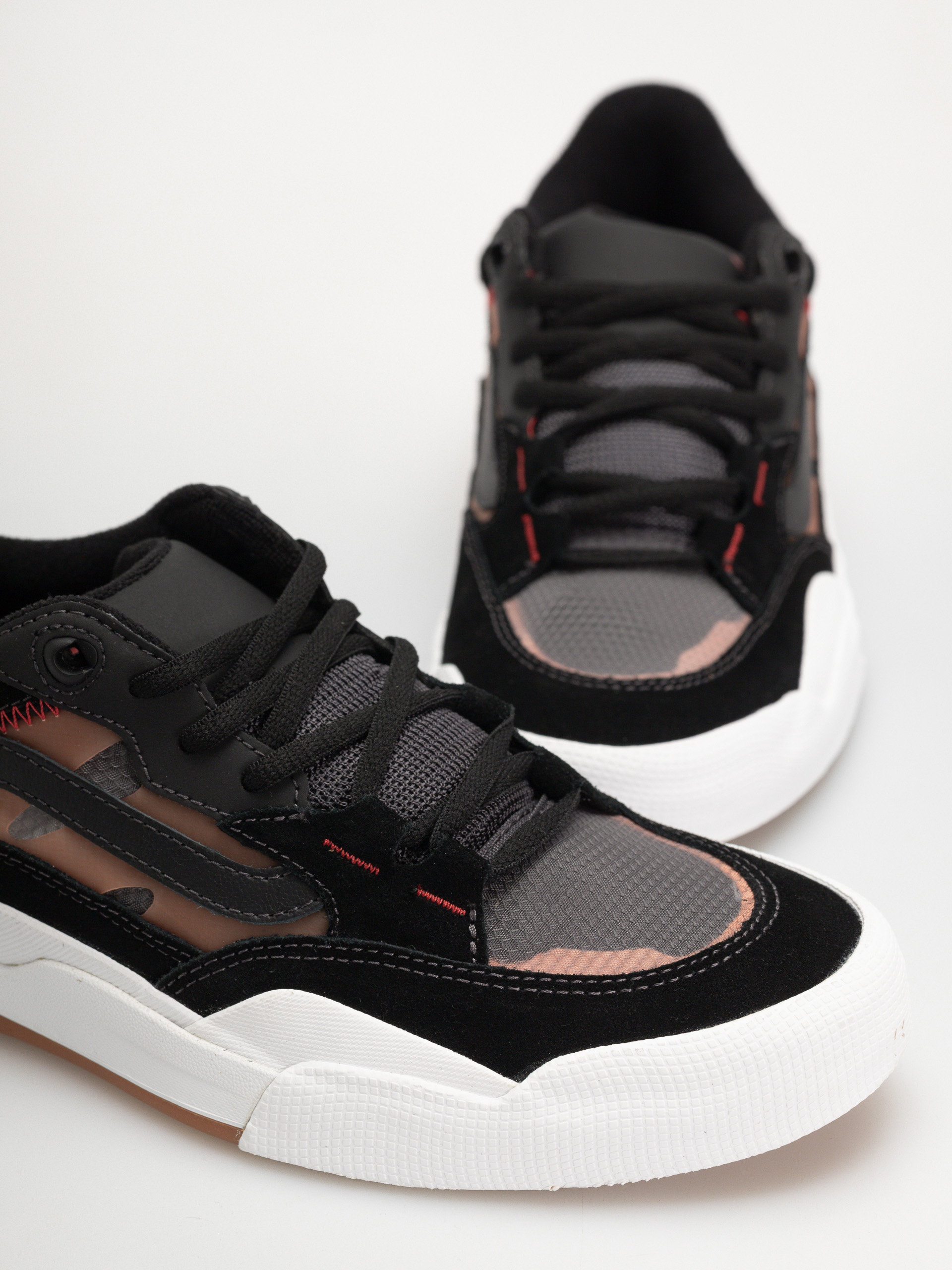 Обувки Vans Skate 2 Wayvee (black/flame)