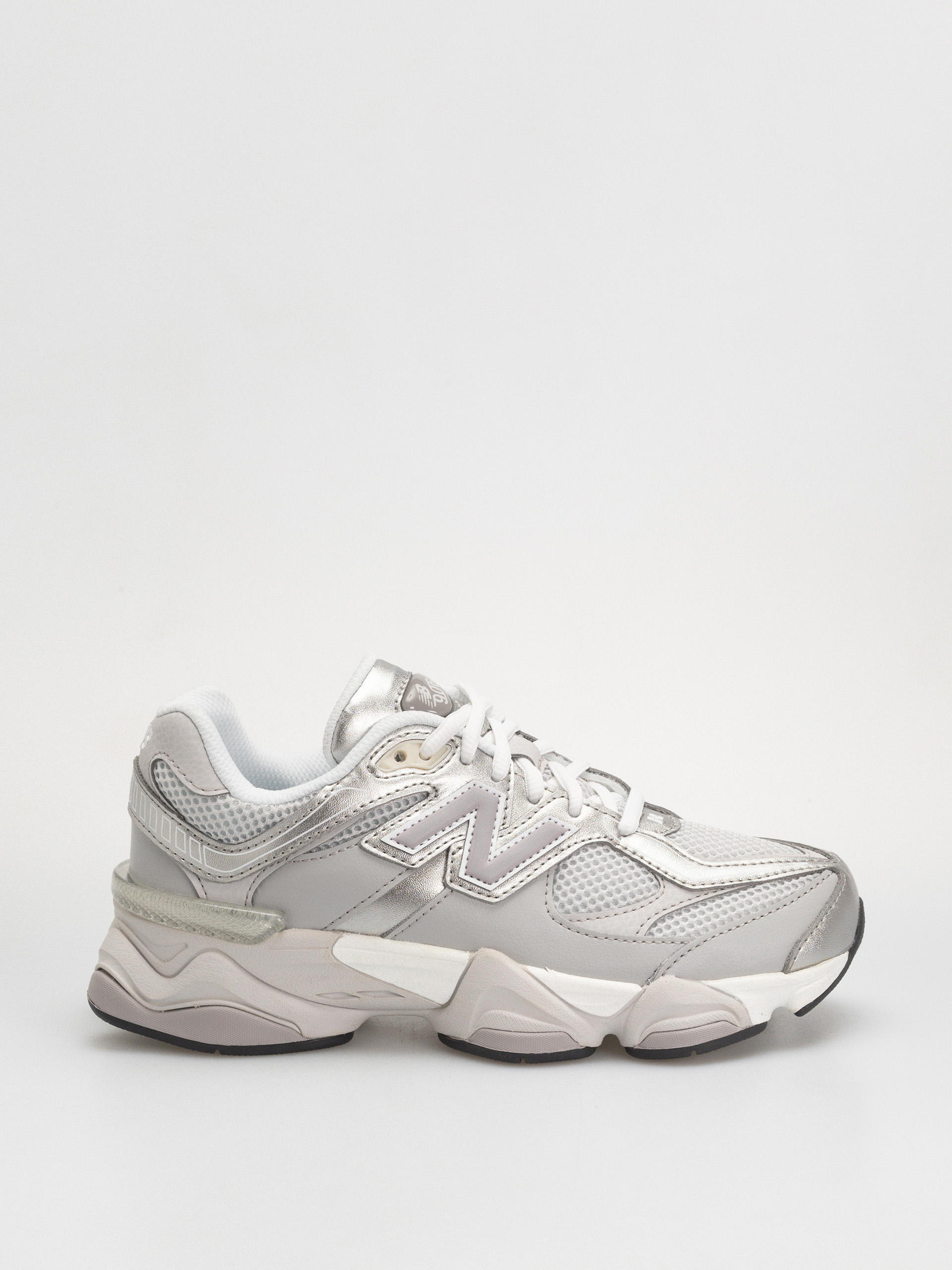 Обувки New Balance 9060 JR (raincloud/truffle salt)