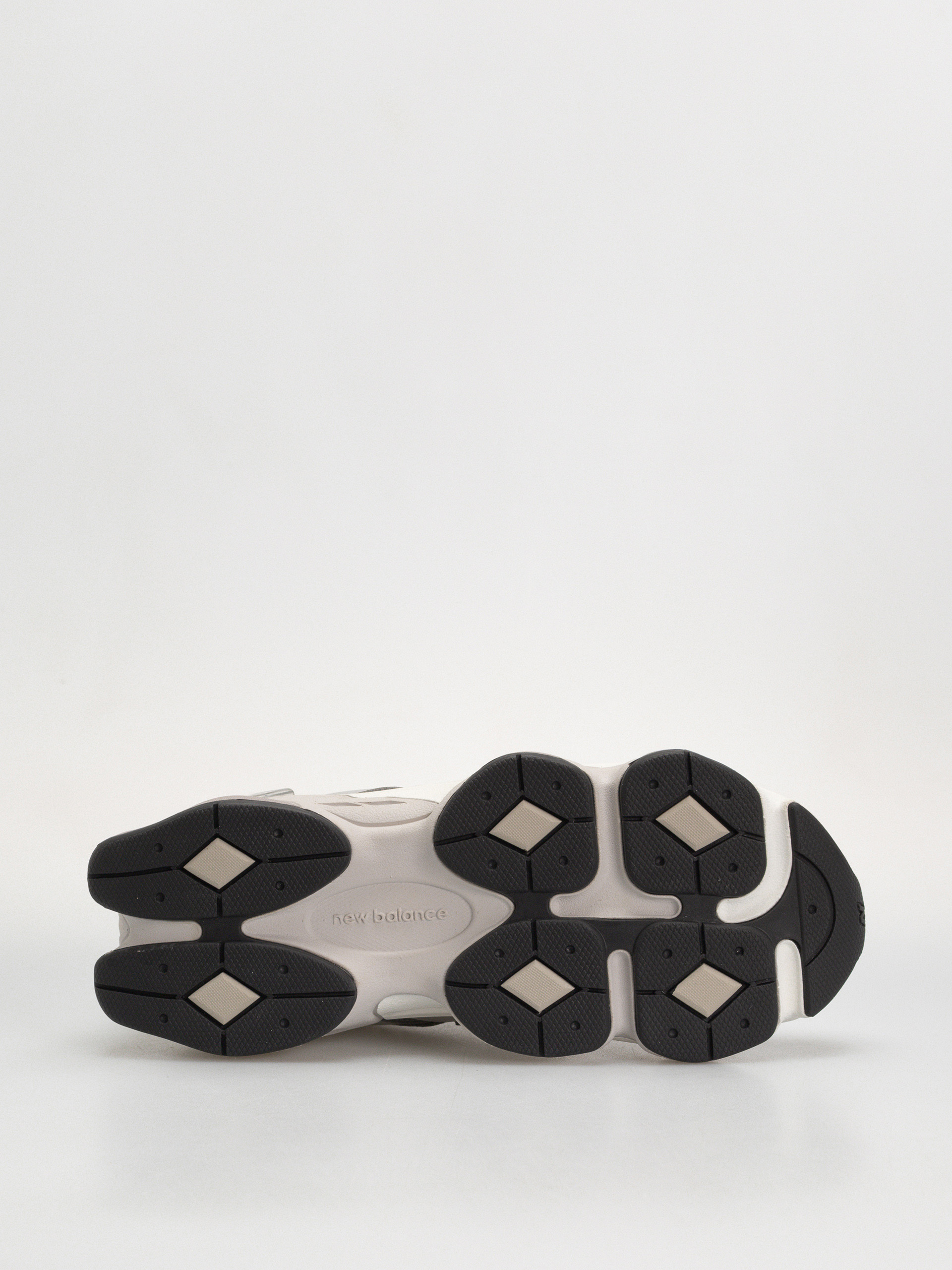 Обувки New Balance 9060 JR (raincloud/truffle salt)