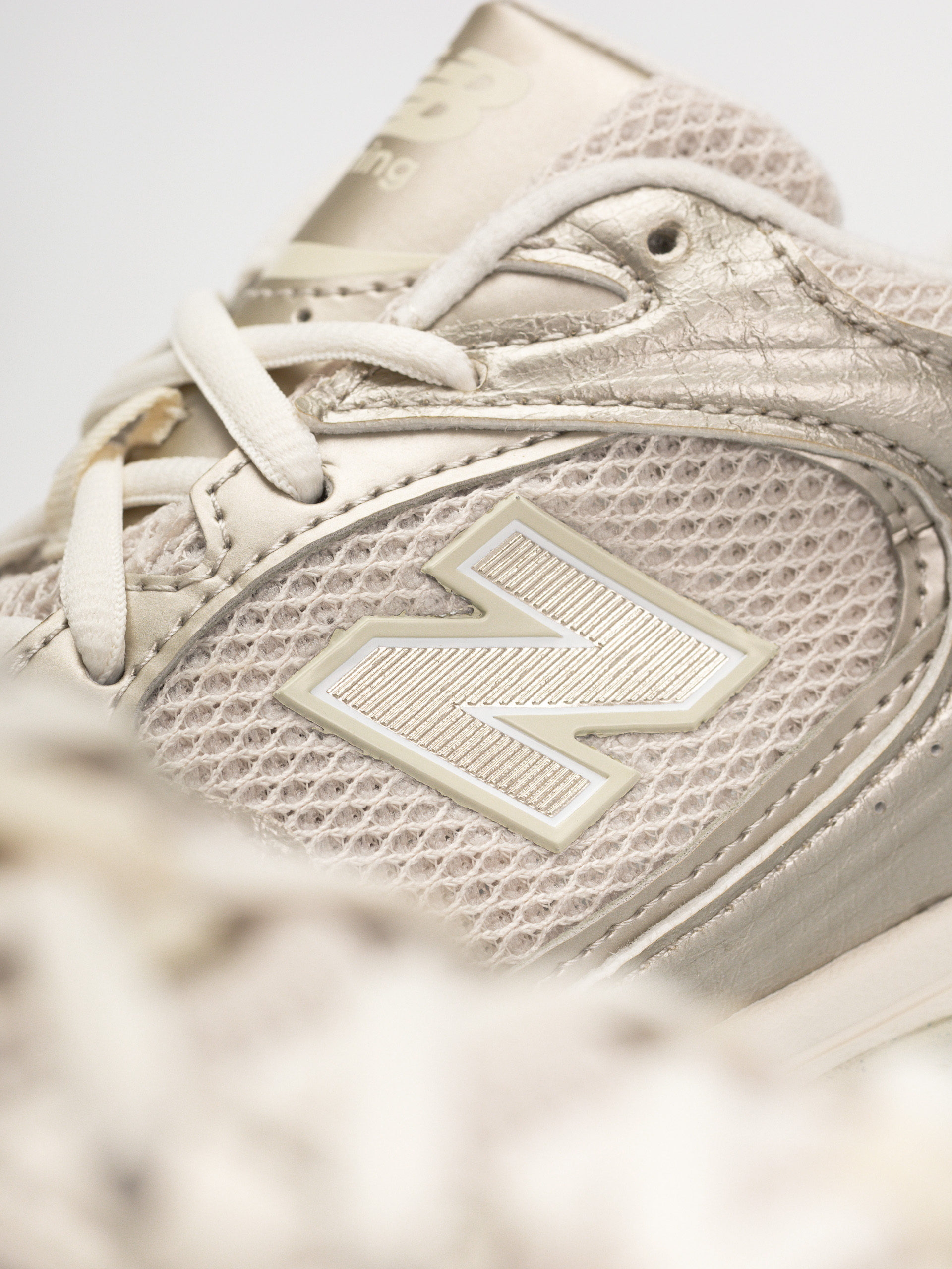 Обувки New Balance 530 (gold metallic/linen)