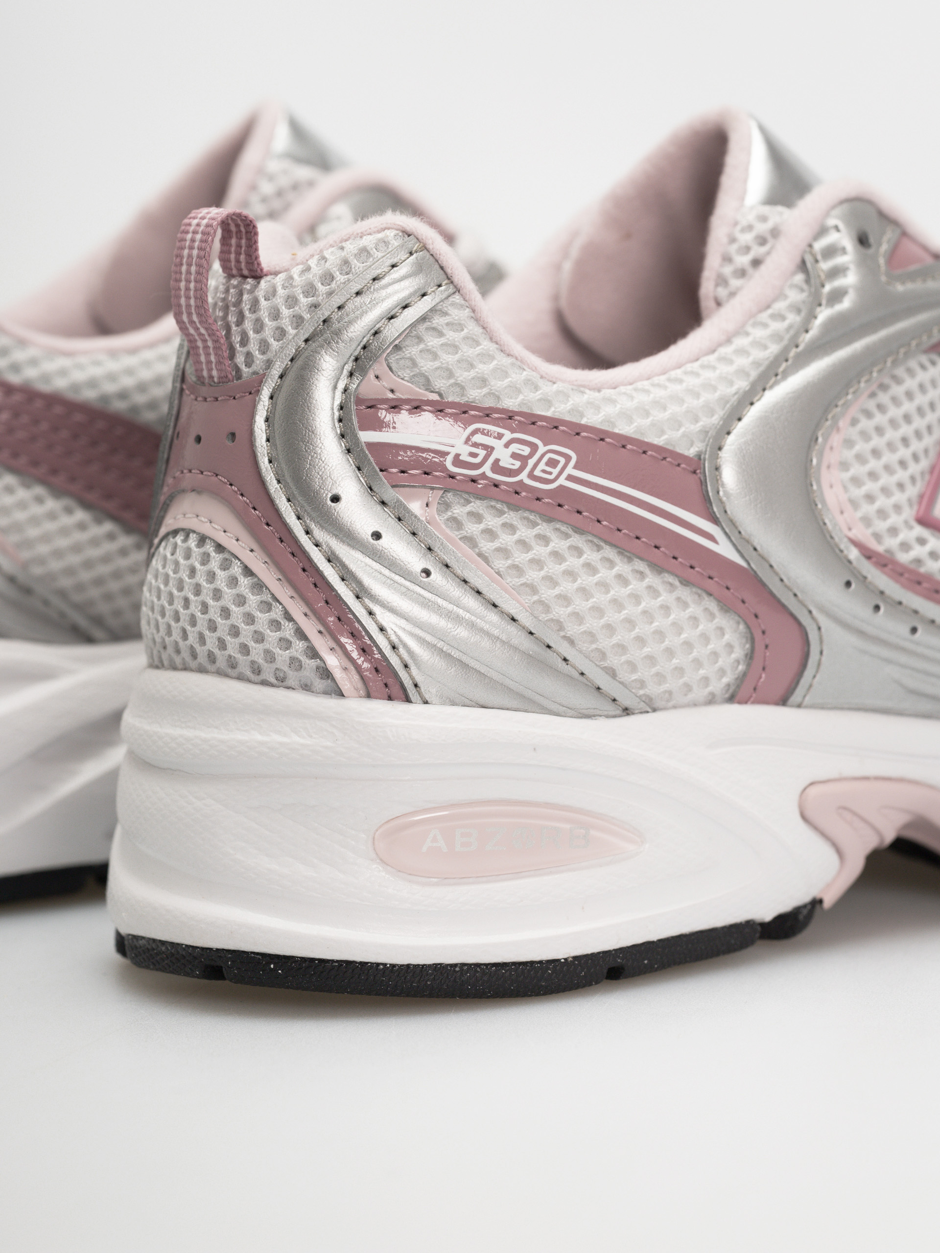 Обувки New Balance 530 (silver metallic/rosewood)