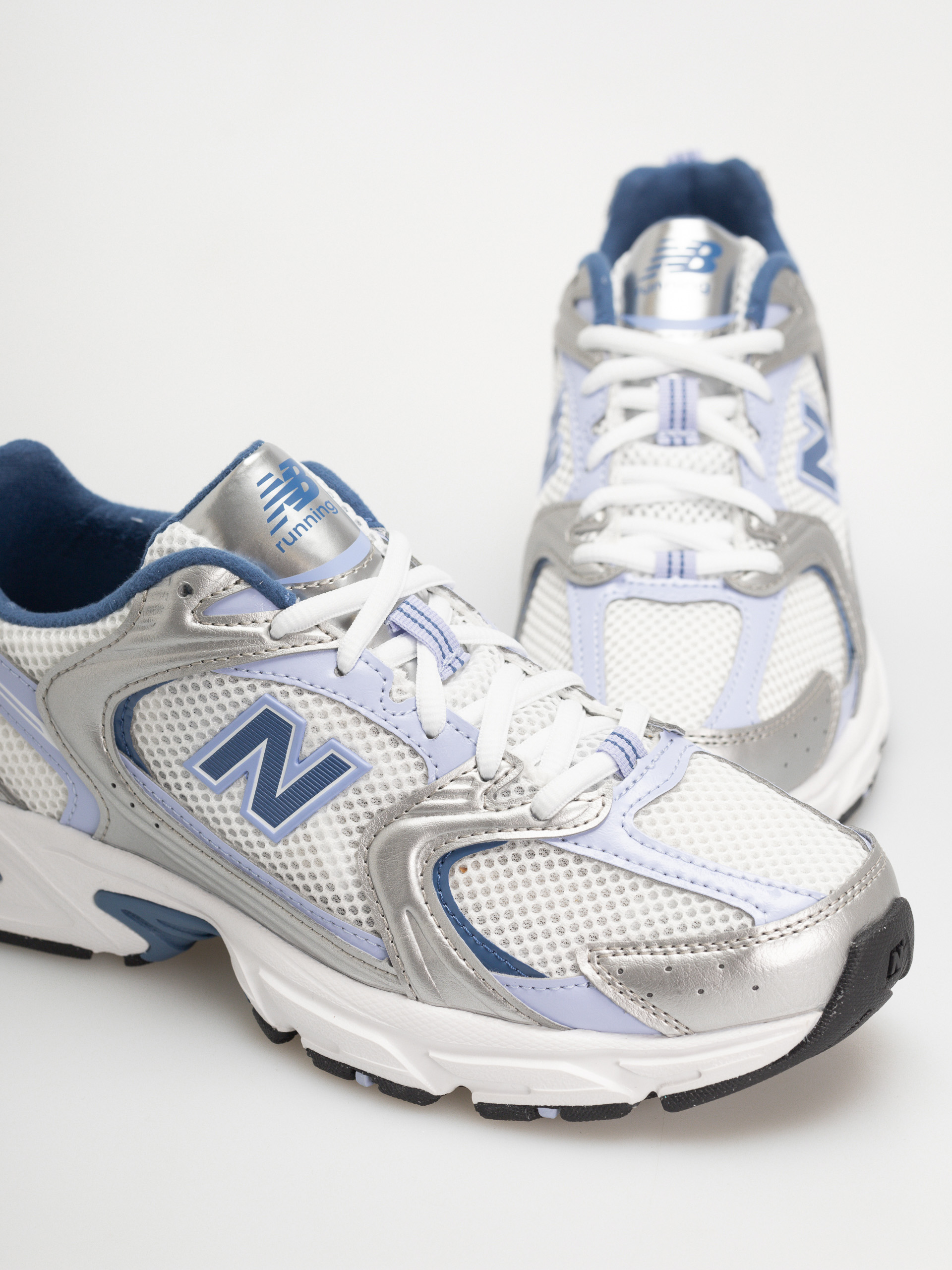 Обувки New Balance 530 (silver metallic/daybreak/magic blue)
