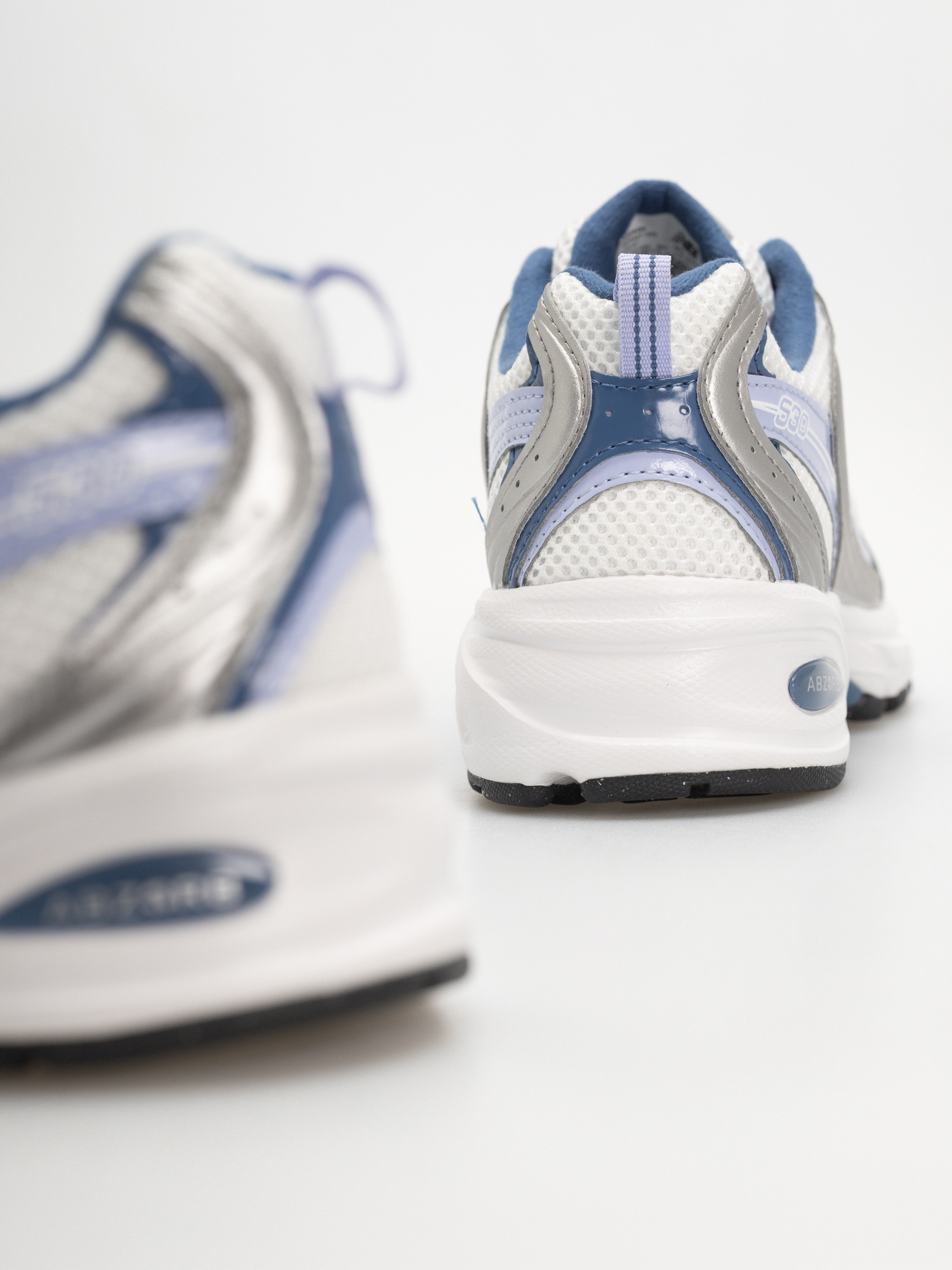 Обувки New Balance 530 (silver metallic/daybreak/magic blue)