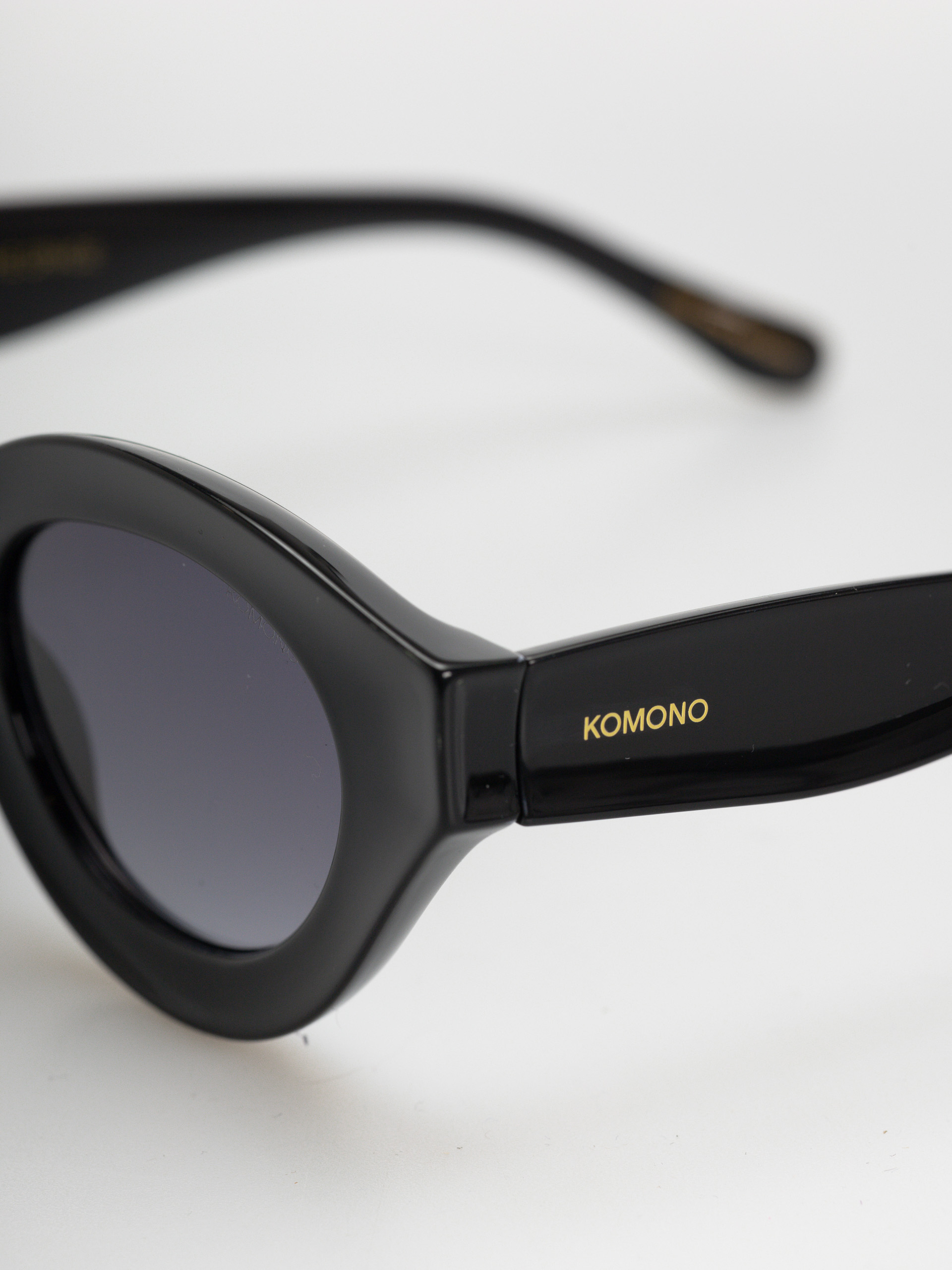 Слънчеви очила Komono Grace (black glossy)
