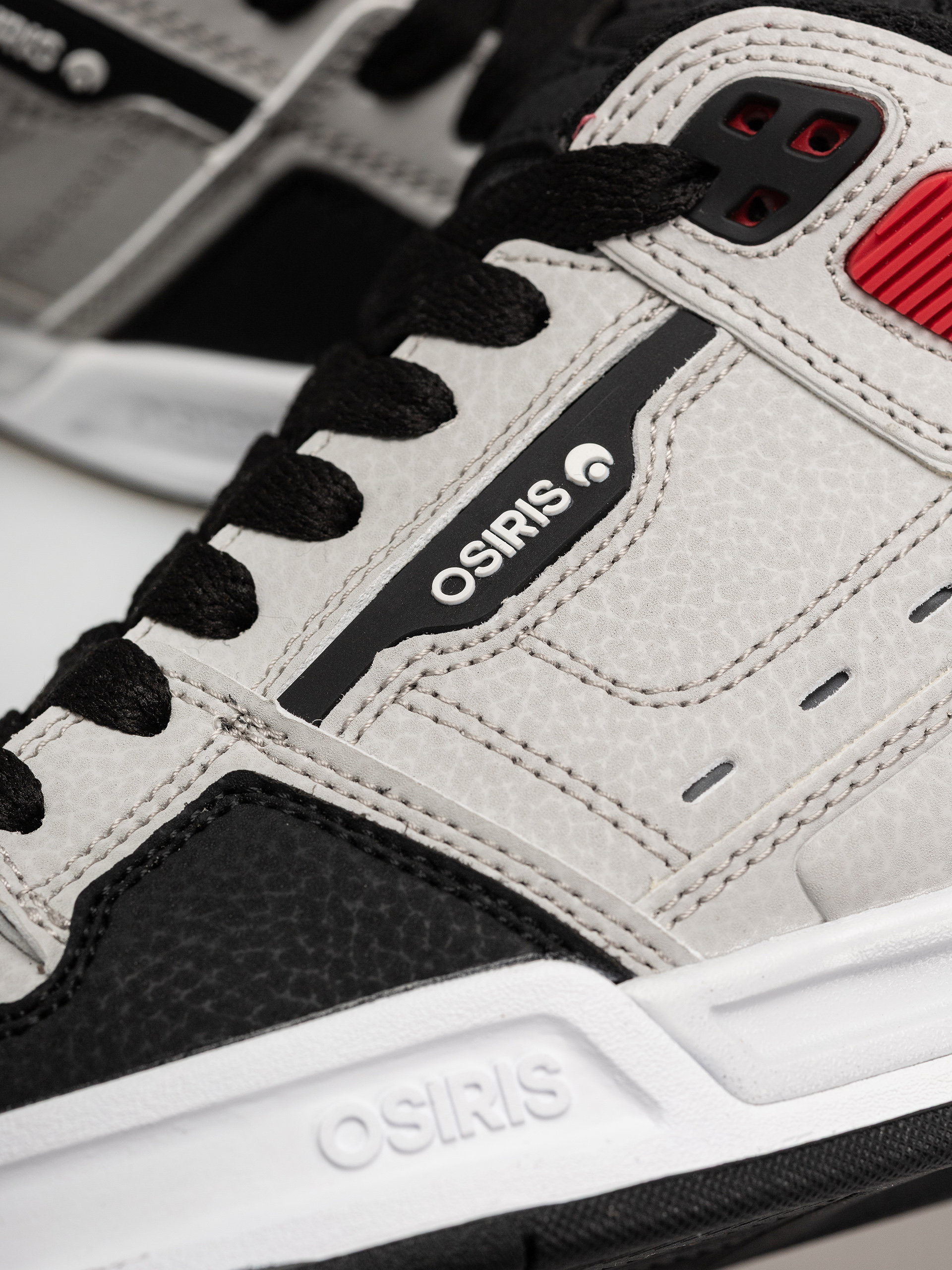 Обувки Osiris Peril (grey/black/red)