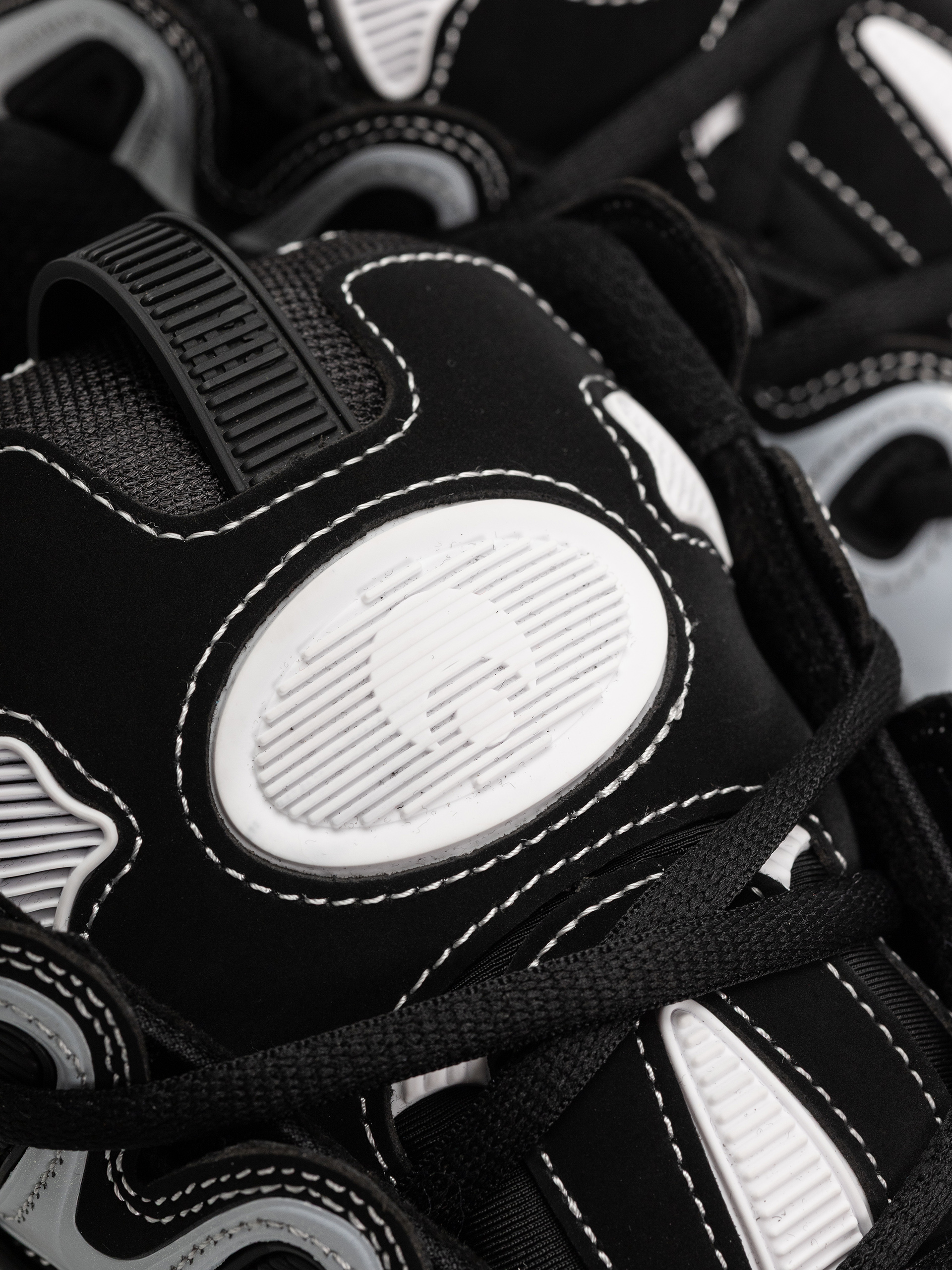 Обувки Osiris D3 2001 (black/white/red)