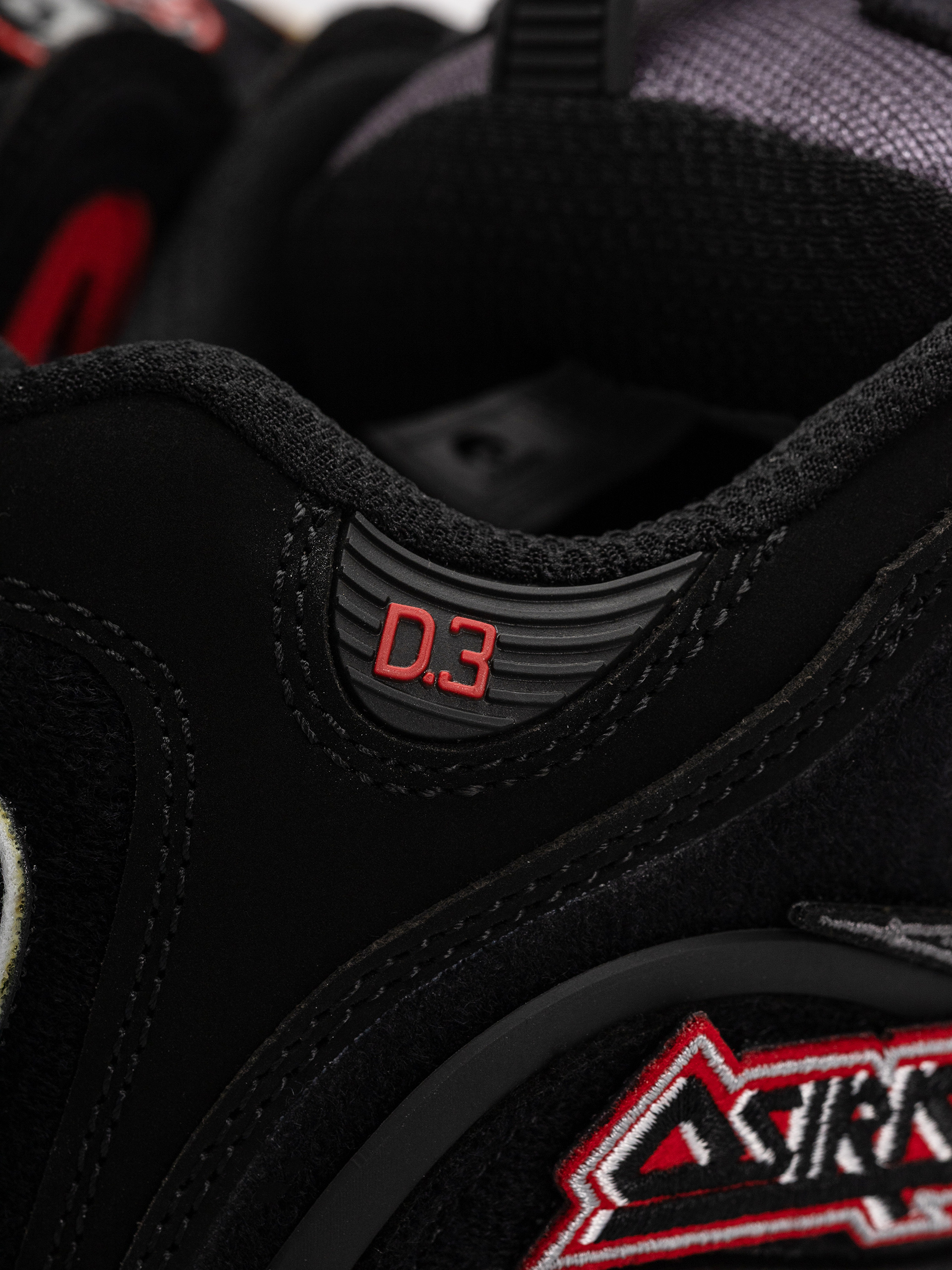 Обувки Osiris D3 2001 (black/red/velcro)