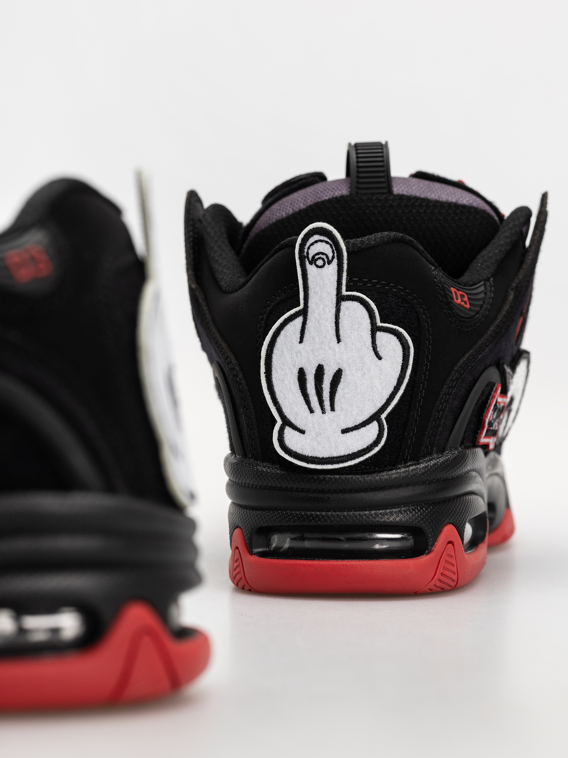 Обувки Osiris D3 2001 (black/red/velcro)