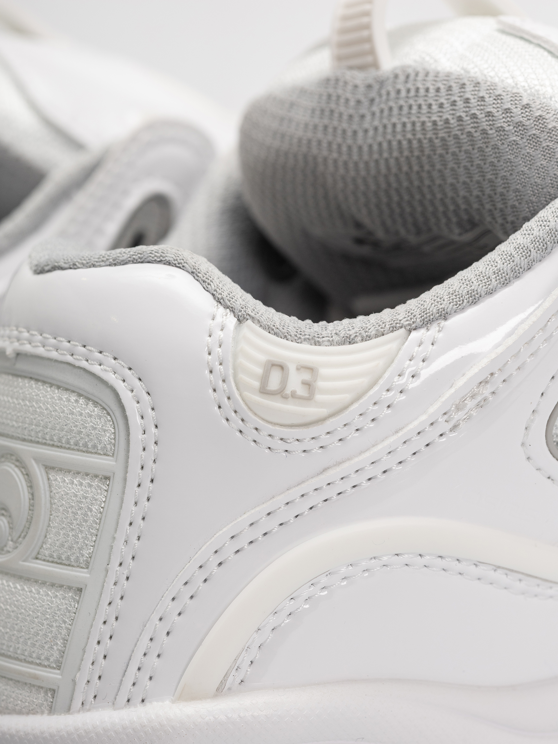 Обувки Osiris D3 2001 (white/grey/white)