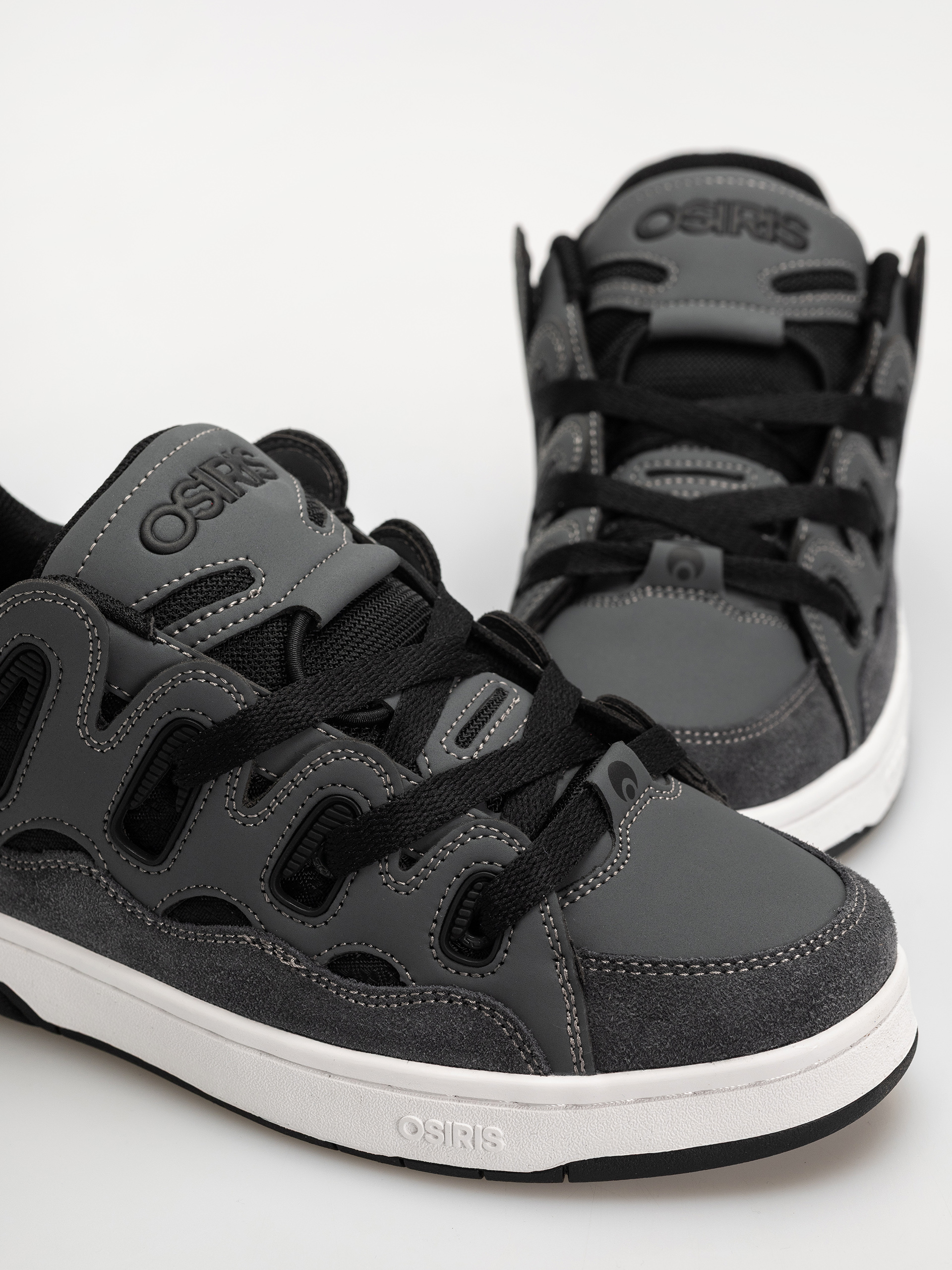 Обувки Osiris D3 S (charcoal/charcoal/black)
