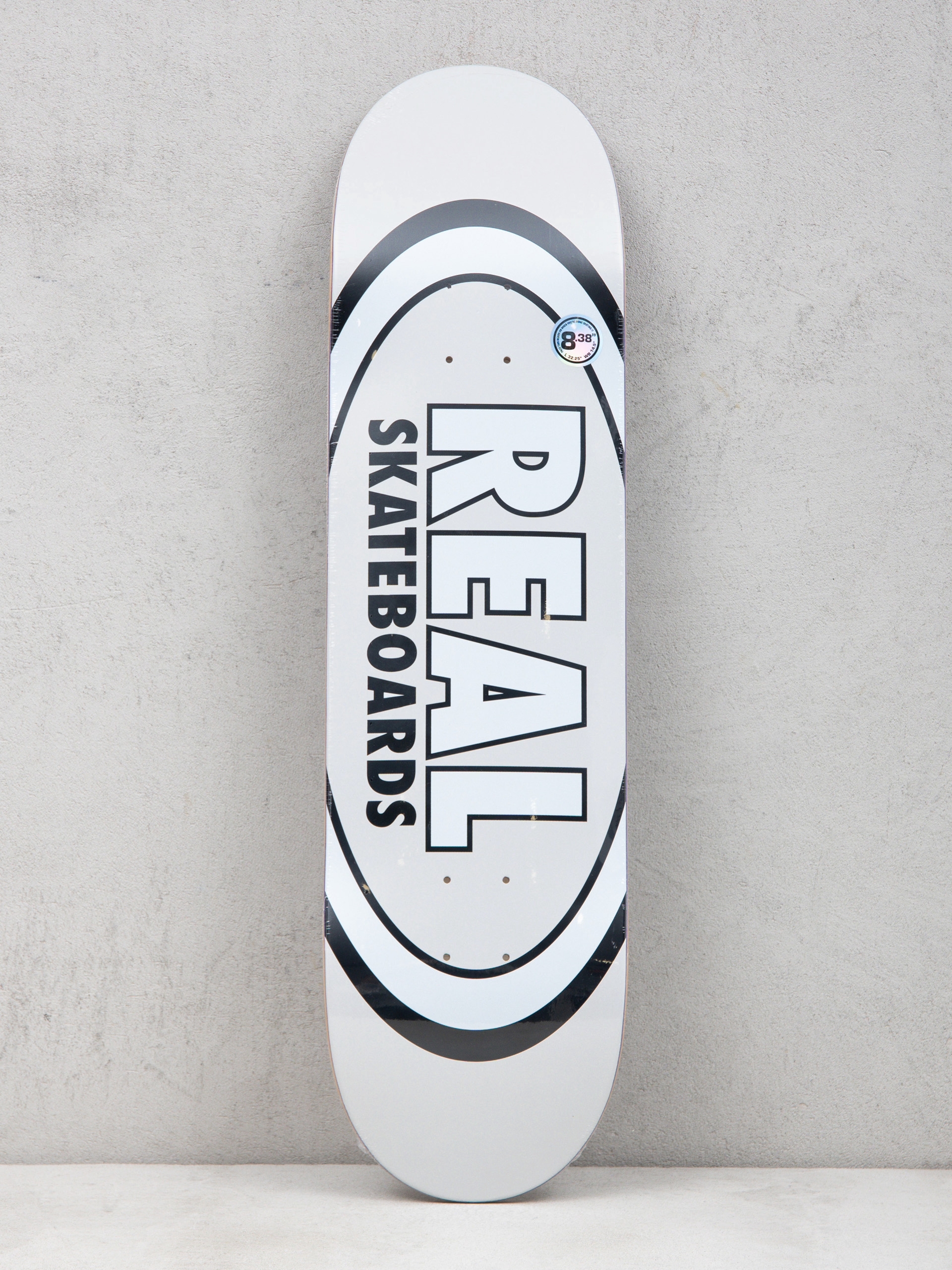 u0414u044au0441u043au0430 Real Classic Oval (white/black)