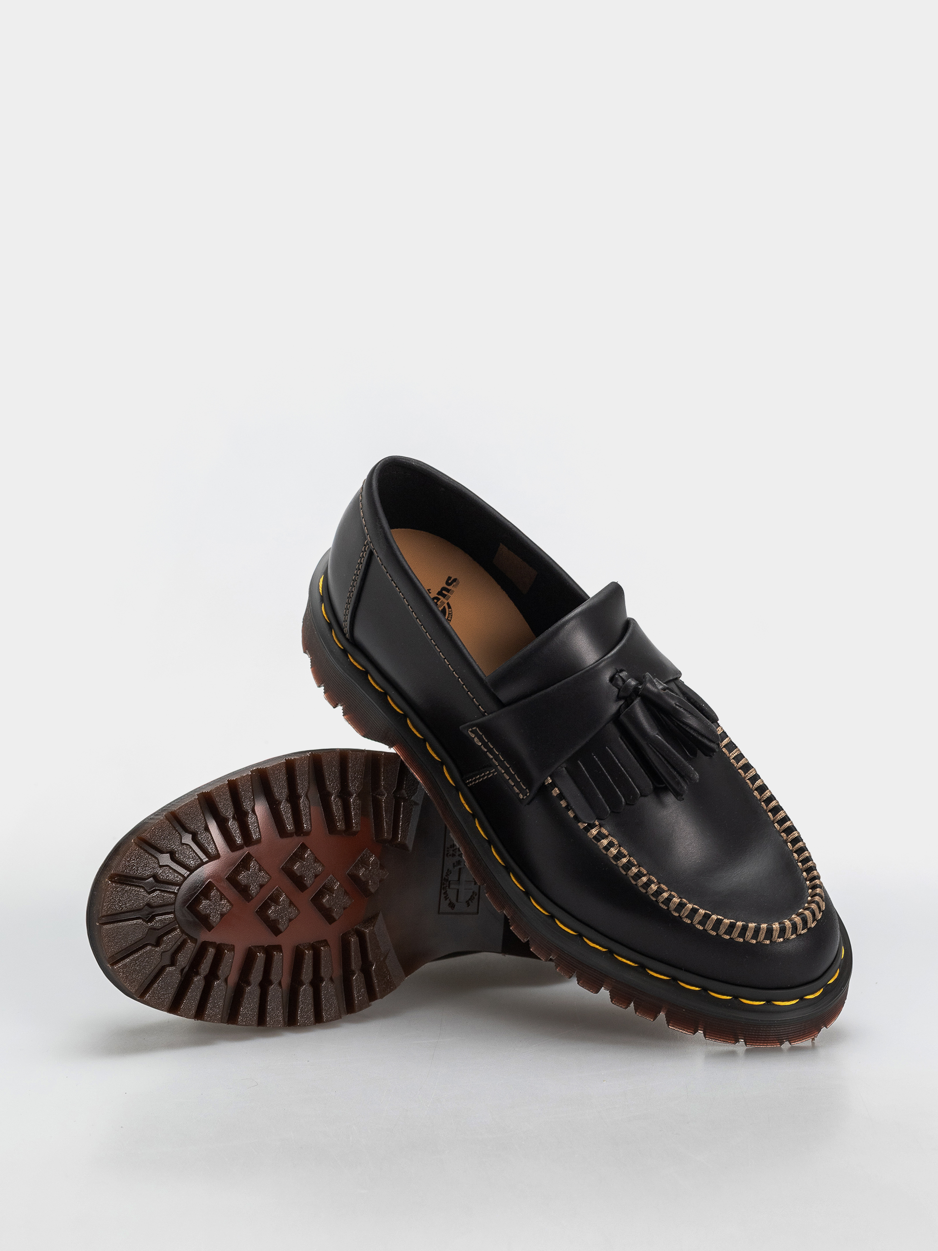 Обувки Dr. Martens Adrian Ben Tassel Loafer (black orleans)