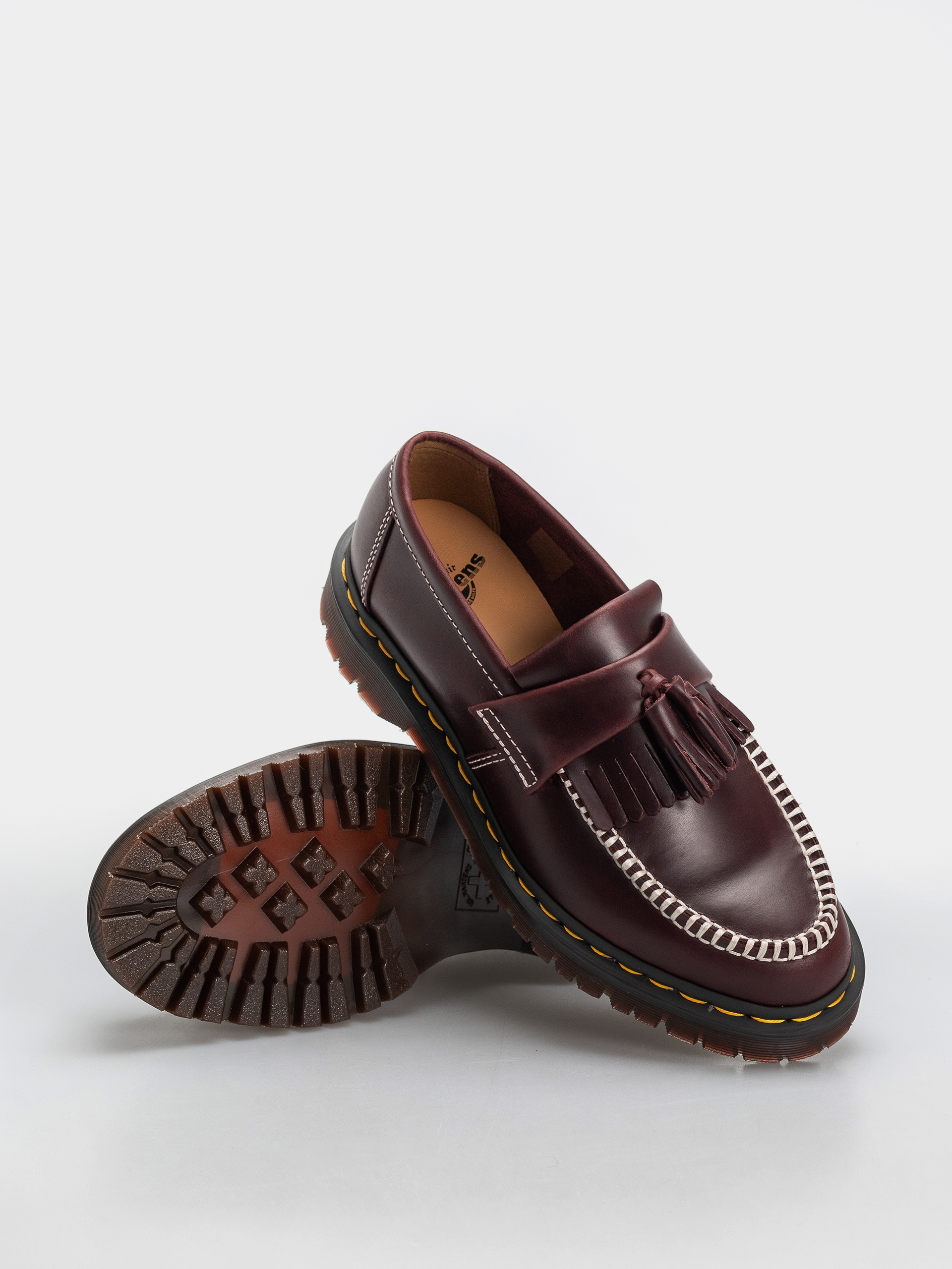 Обувки Dr. Martens Adrian Ben Tassel Loafer (cherry red orleans)