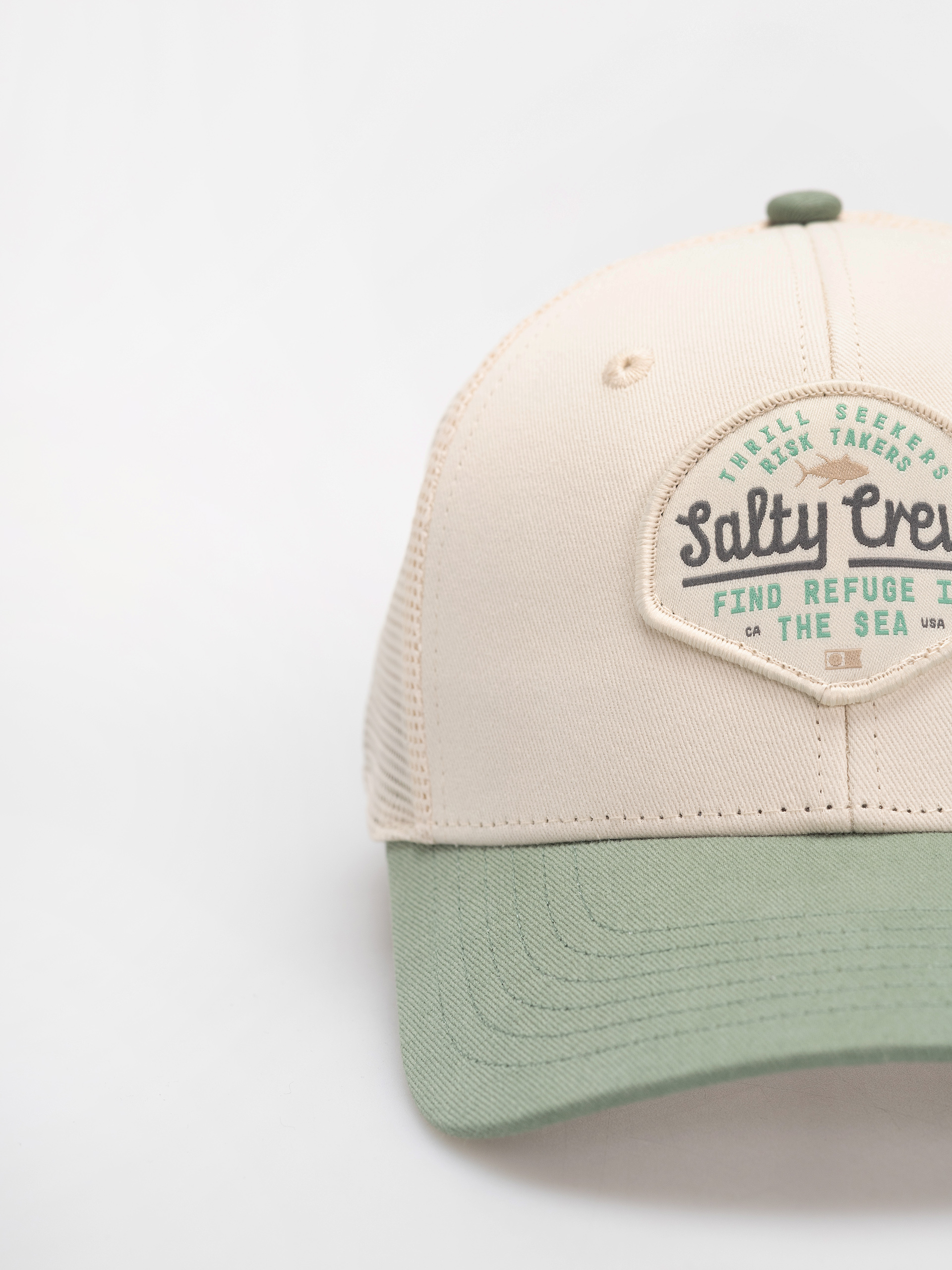 Шапка с козирка Salty Crew Border Trucker (off white/mid green)