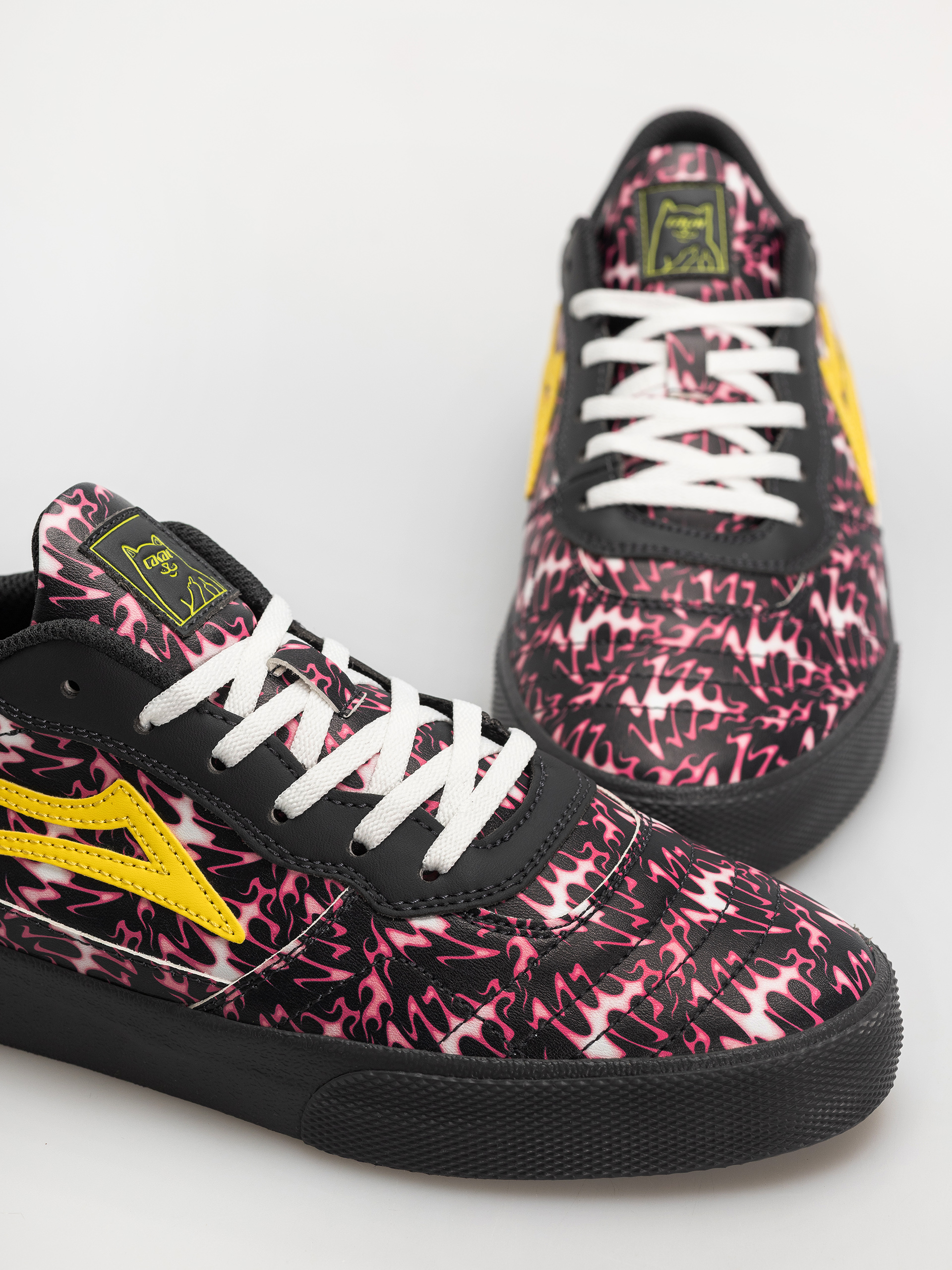 Обувки Lakai Cambridge Lakai X Rip'N'Dip (pink flame)