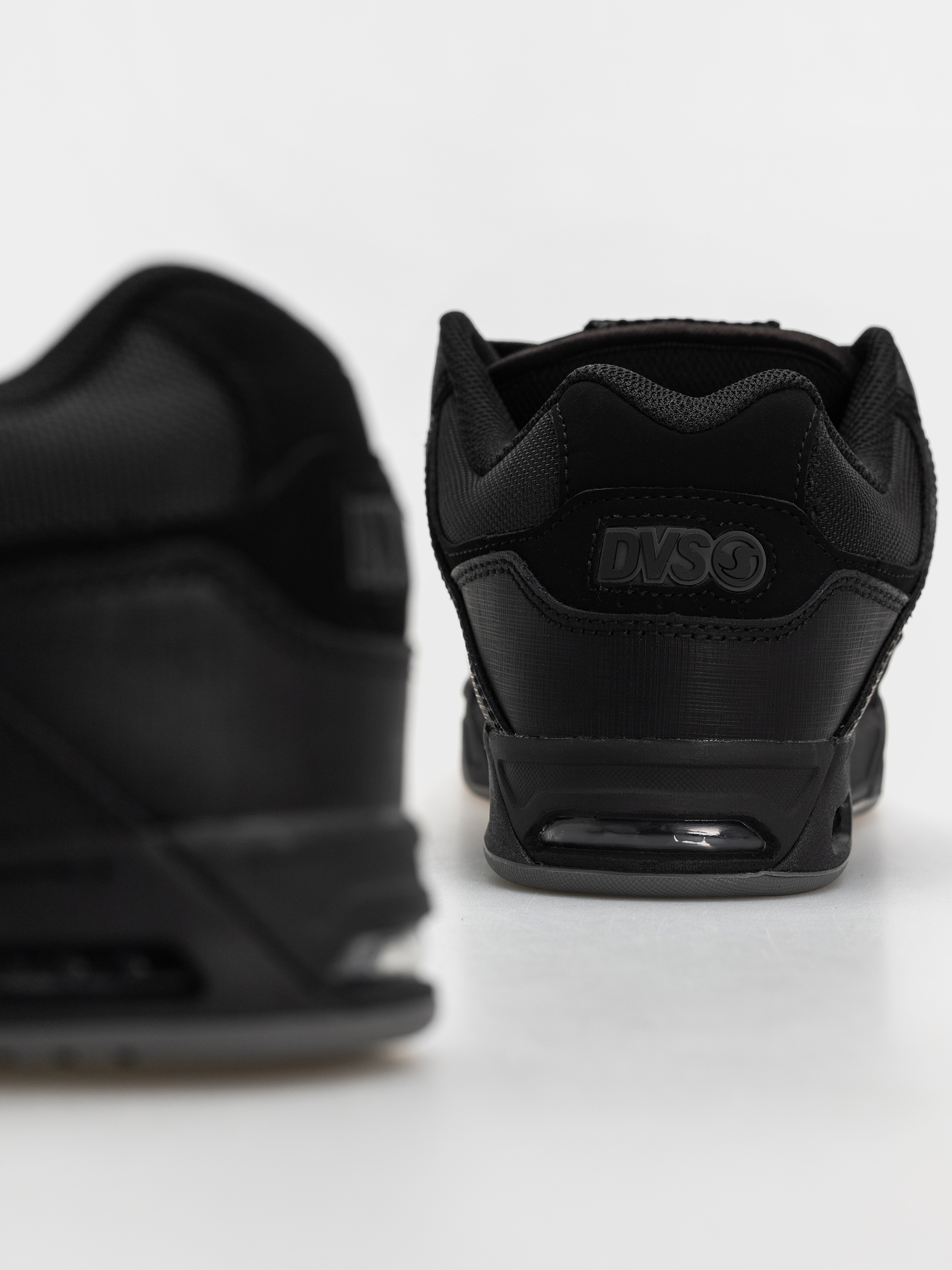 DVS Обувки Enduro Heir (black black leather)