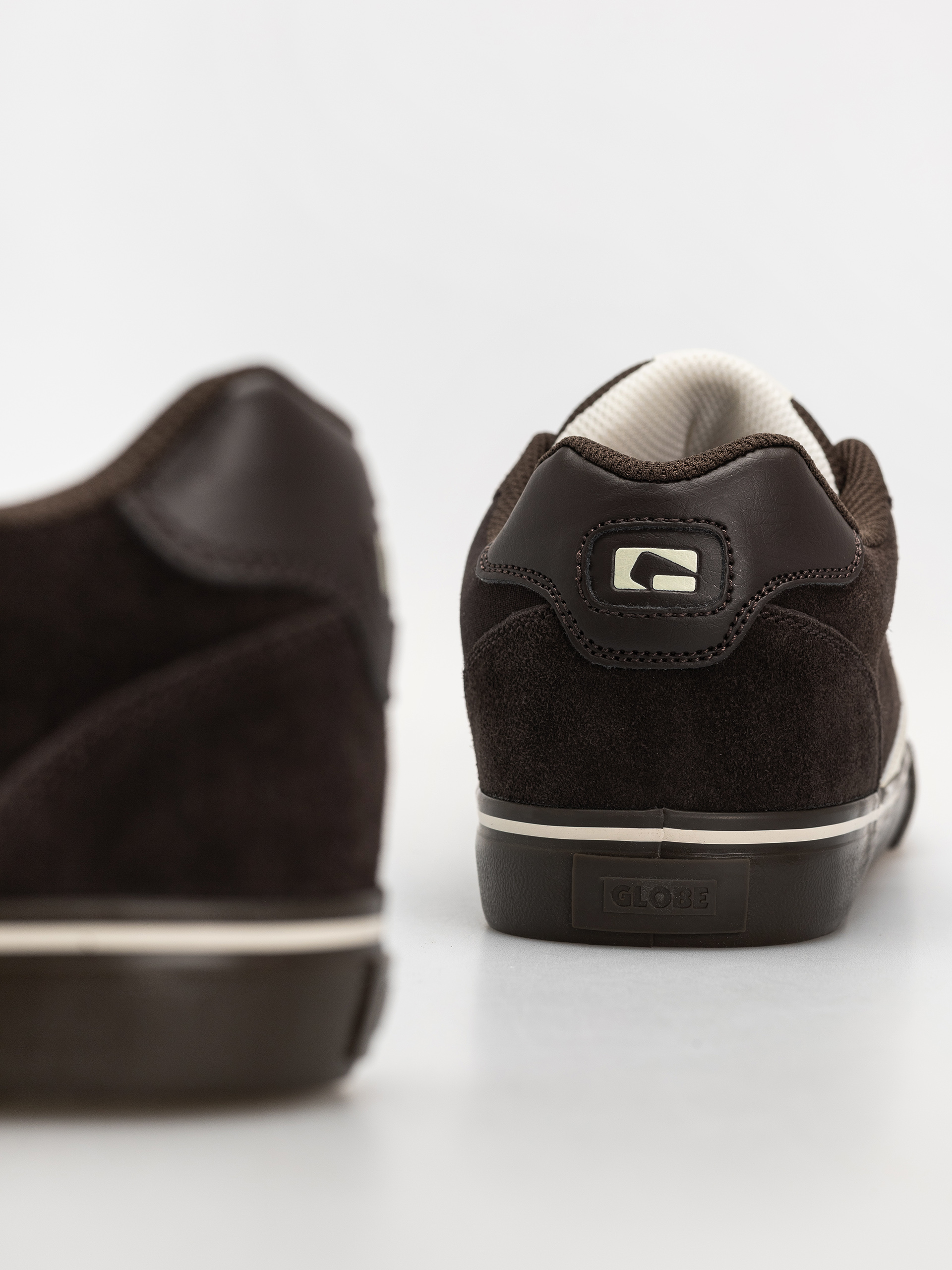 Обувки Globe Encore 2 (brown/dark gum)
