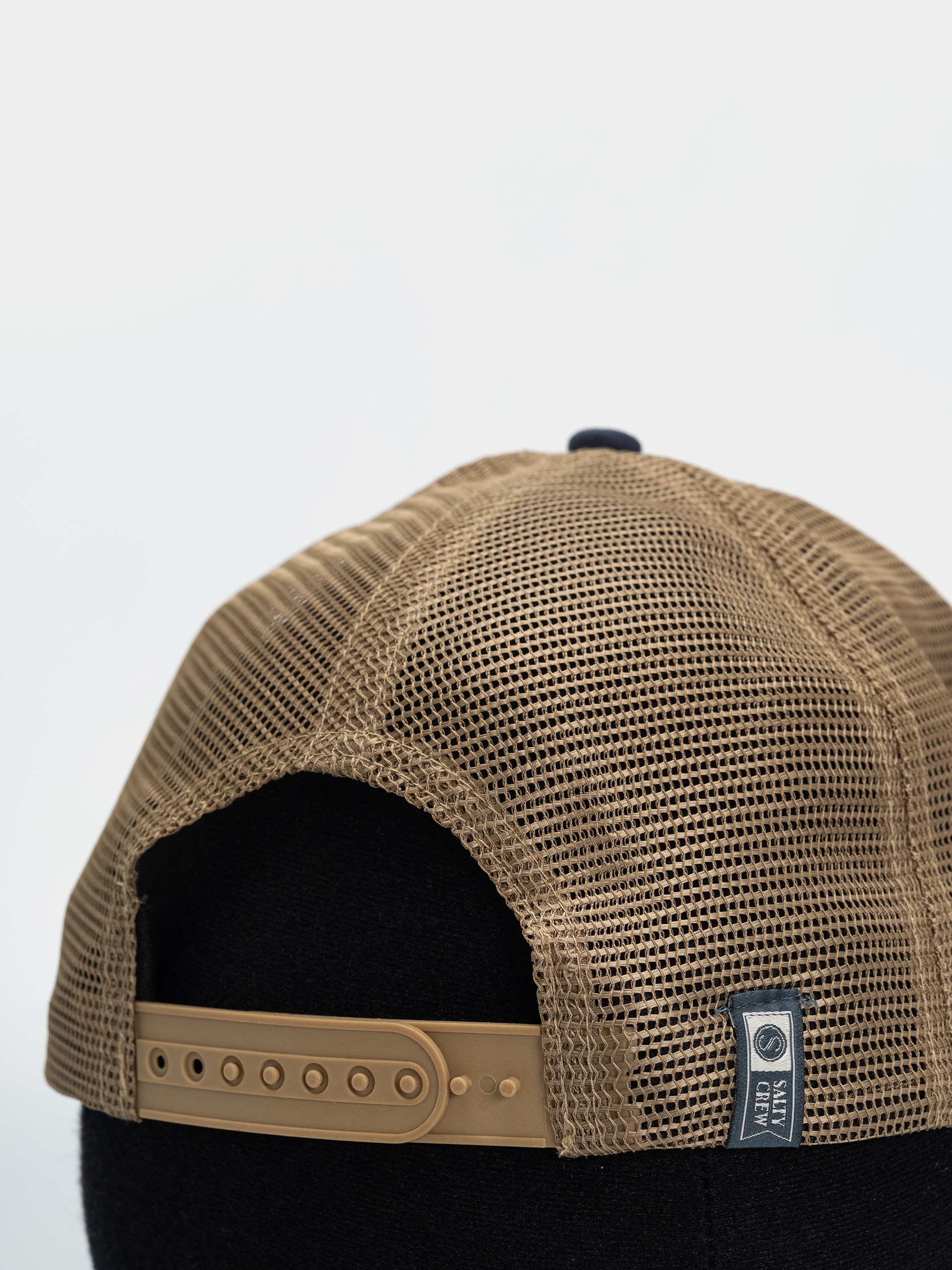 Шапка с козирка Salty Crew Mahi Surface Trucker (navy/gold)