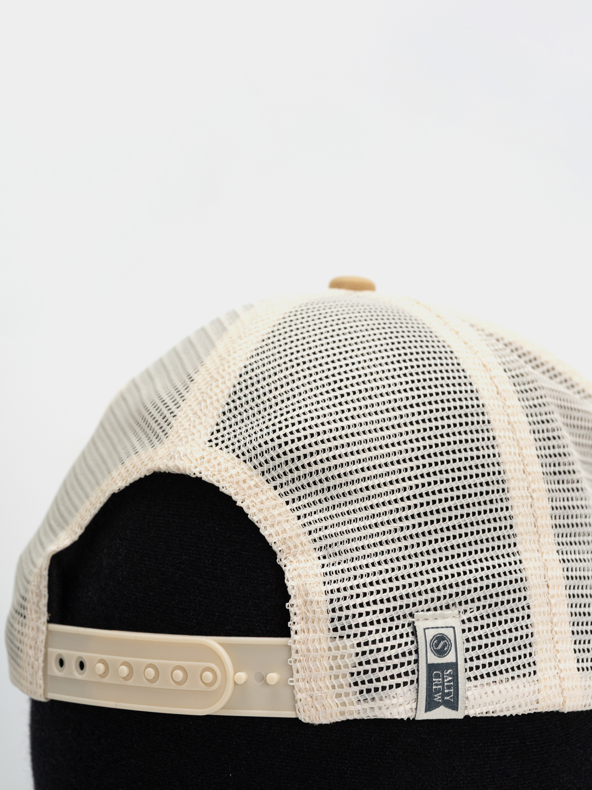 Шапка с козирка Salty Crew Good Times Trucker (off white/khaki)