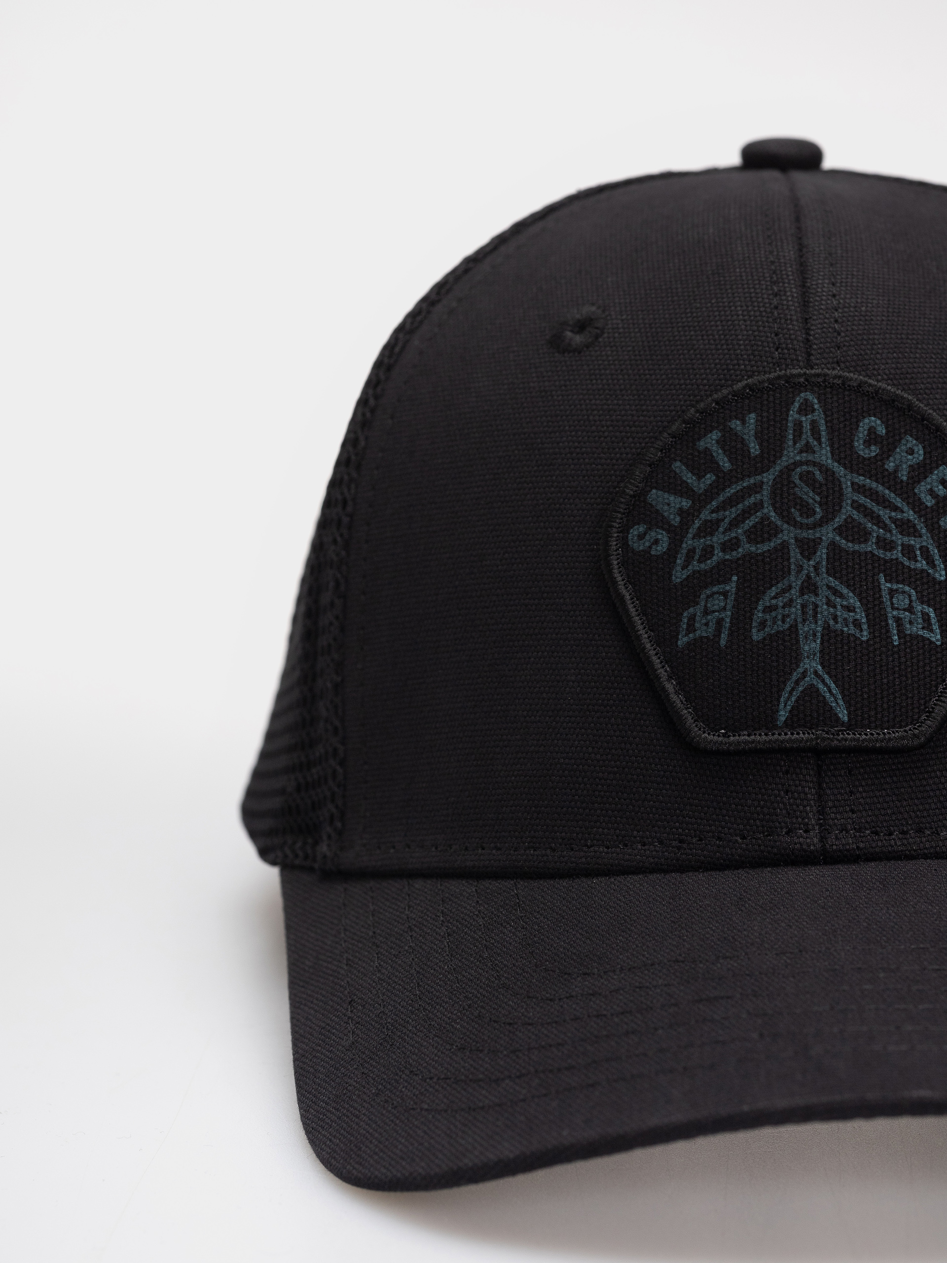 Шапка с козирка Salty Crew Flyer Ops Trucker (black)