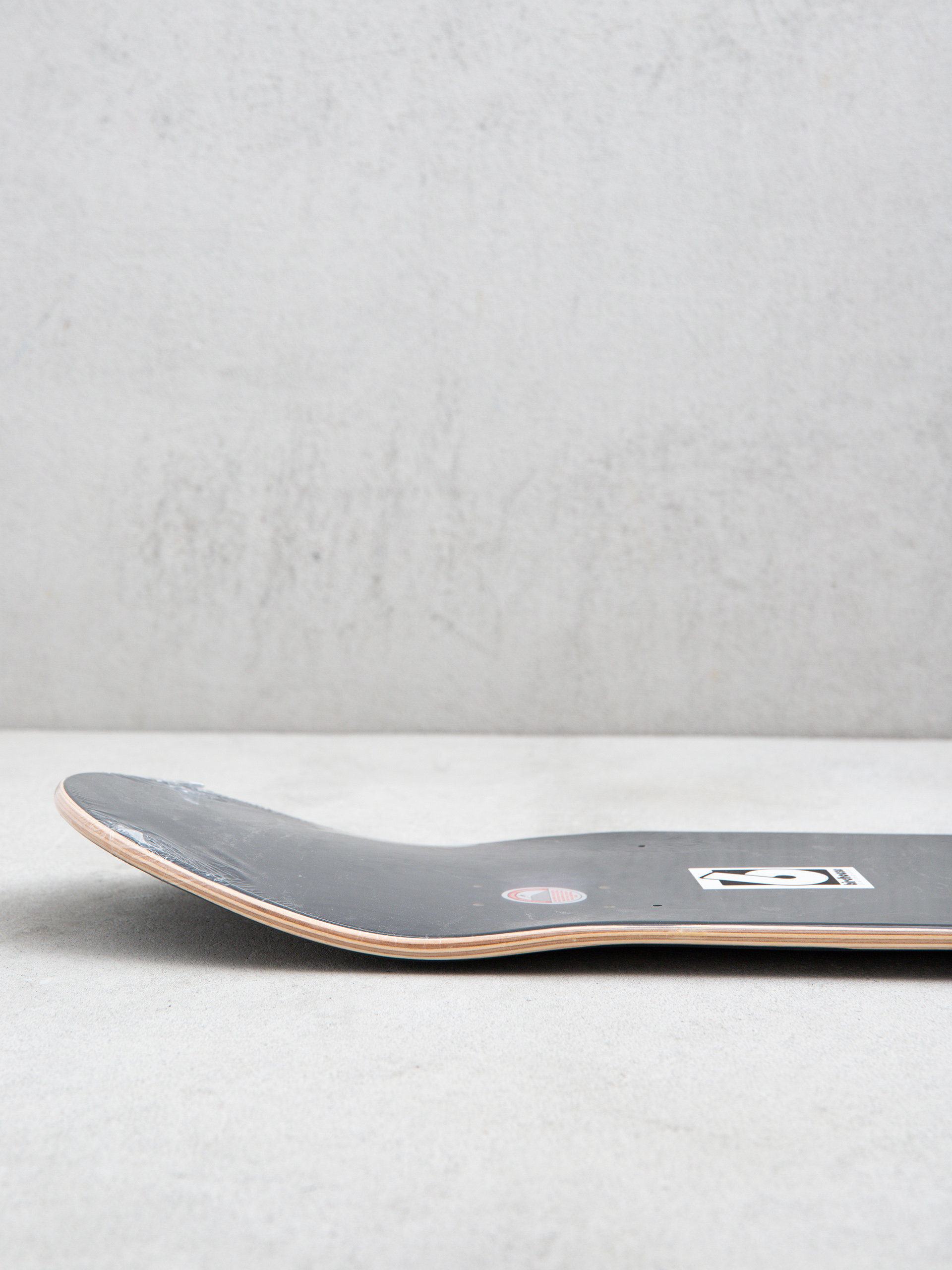 Скейтборд Birdhouse Team Logo (black)