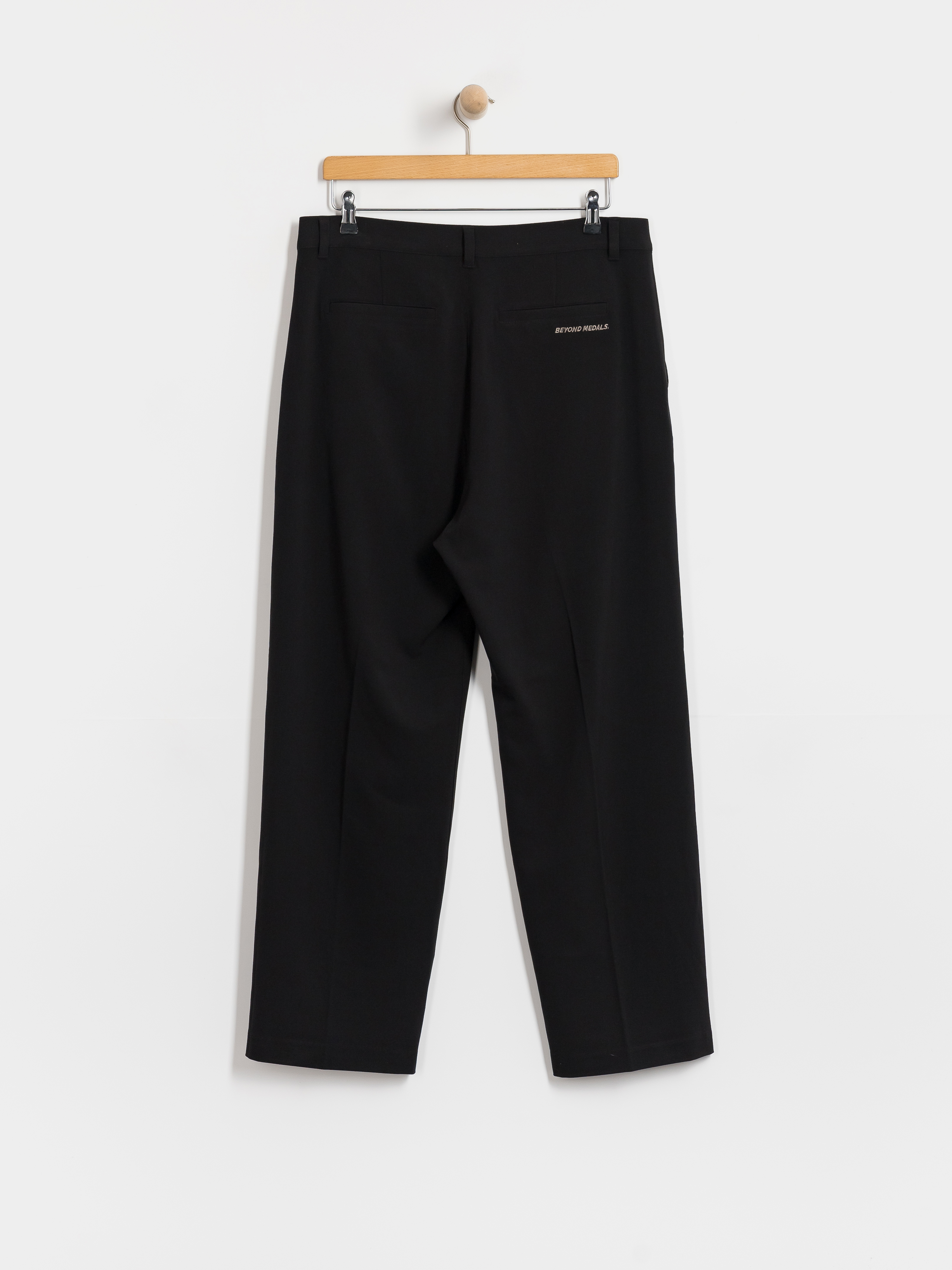 Панталони Beyond Medals Suit (black)