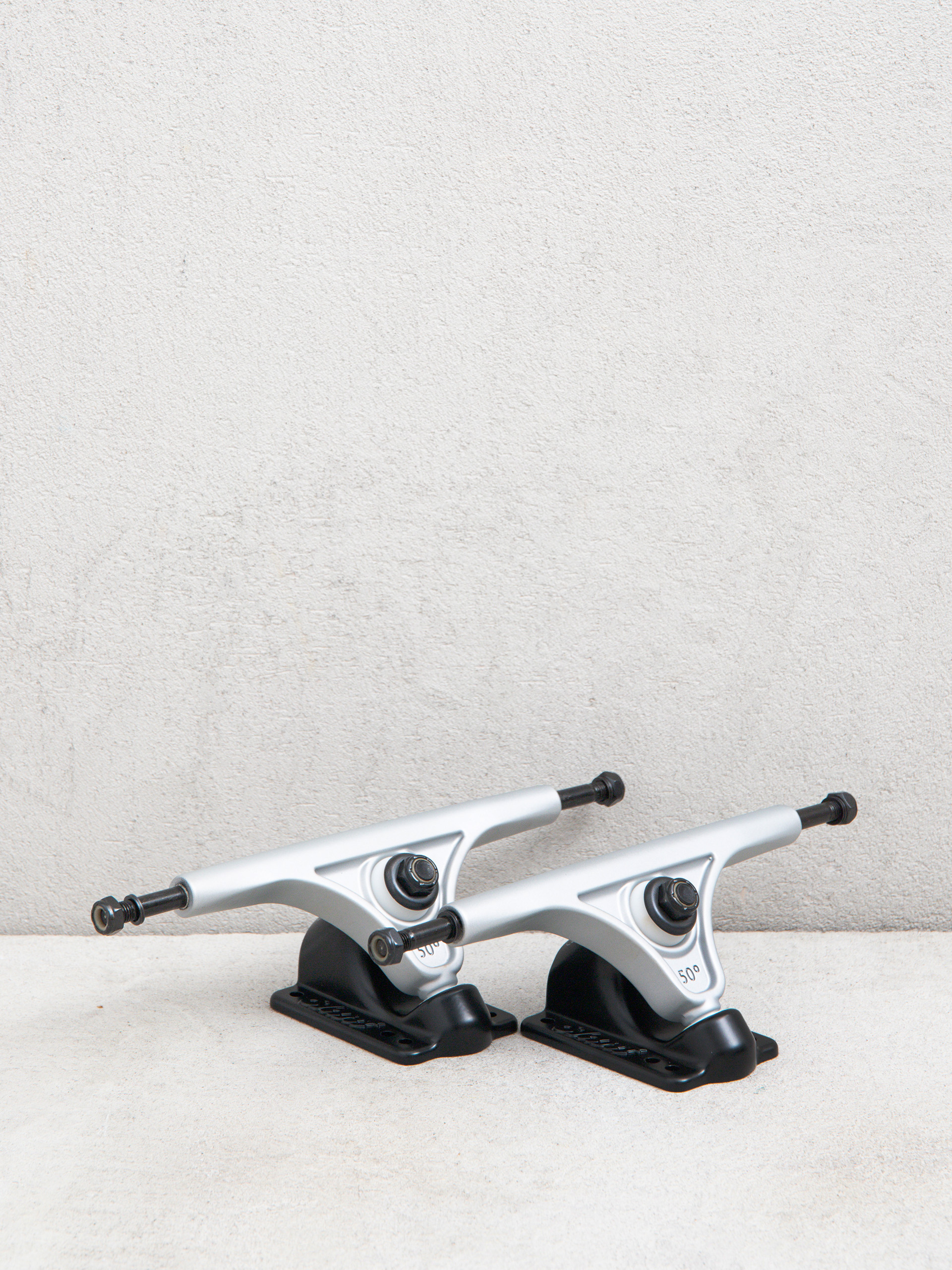 Колесари Globe Slant Mag Reverse Kingpin (grey/black)