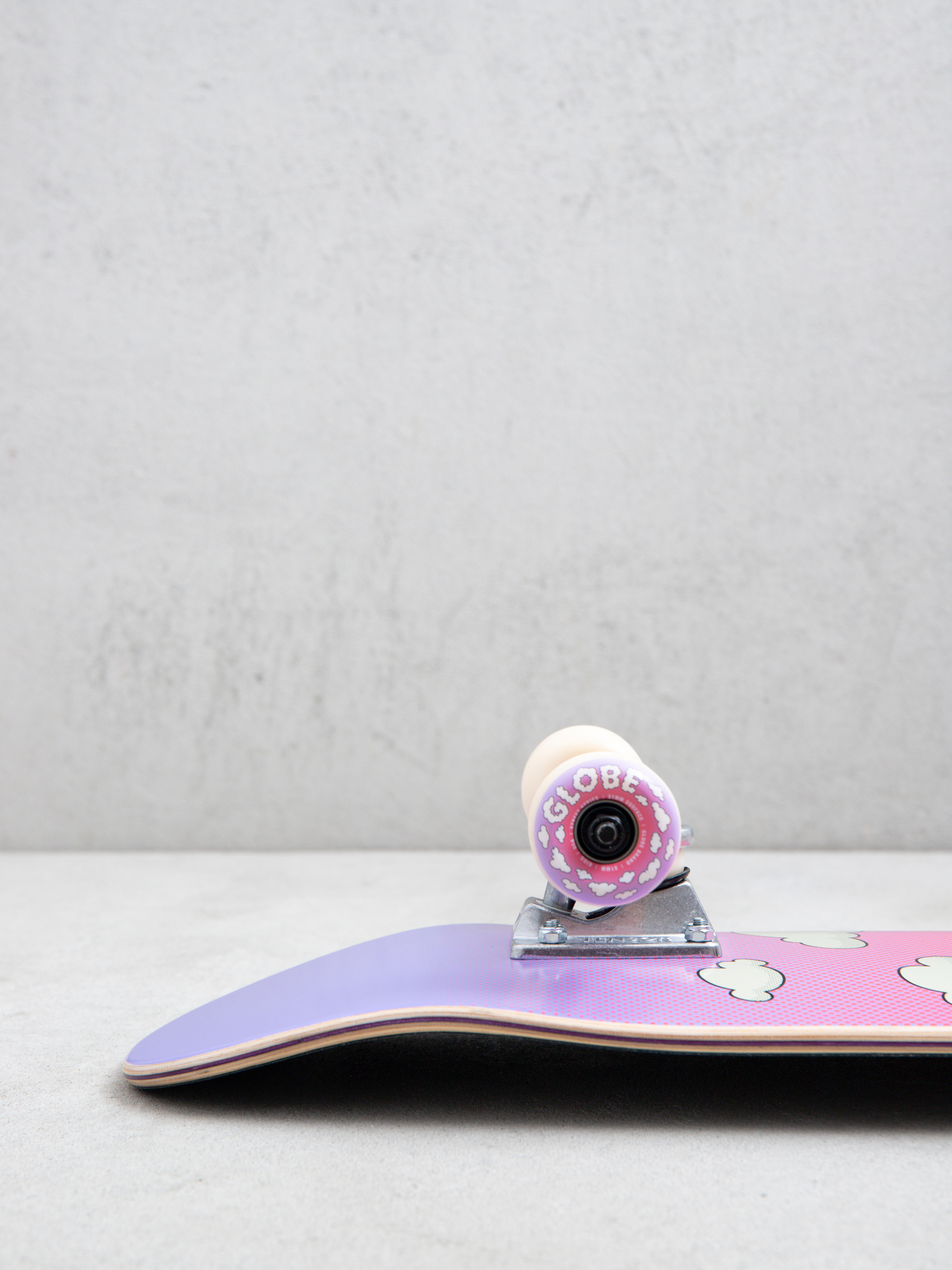 Скейтборд Globe Kids Wide Mid (peace man)