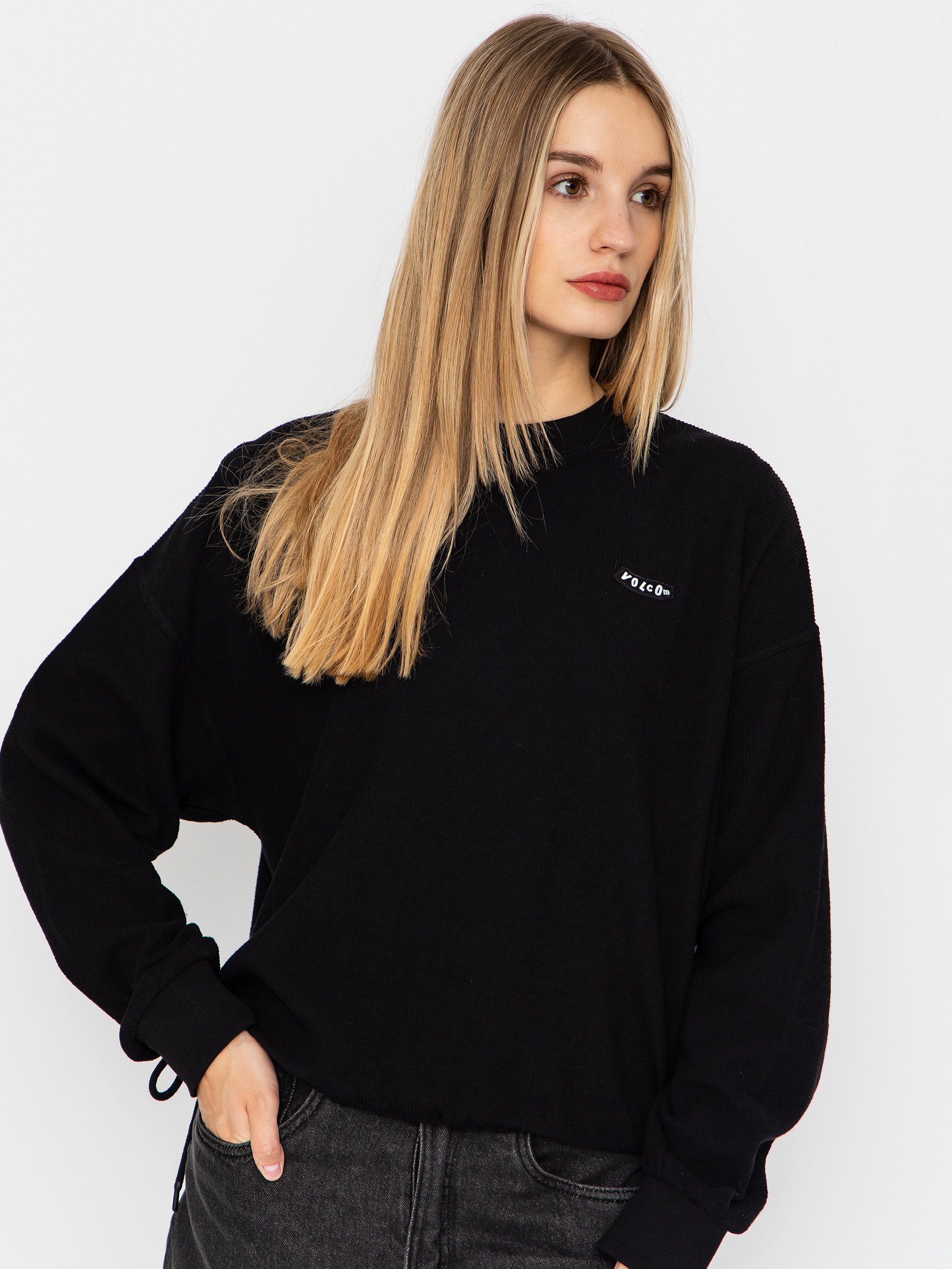 u0421u0443u0438u0442u0448u044au0440u0442 Volcom Sweeterry Crew Wmn (black)