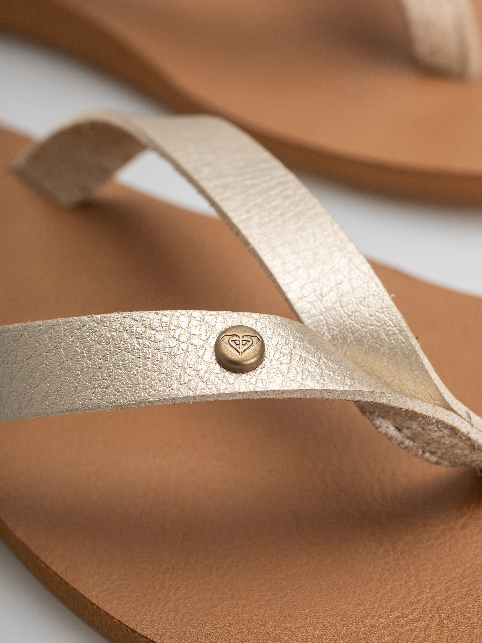 Джапанки Roxy Jyll III Wmn (gold)