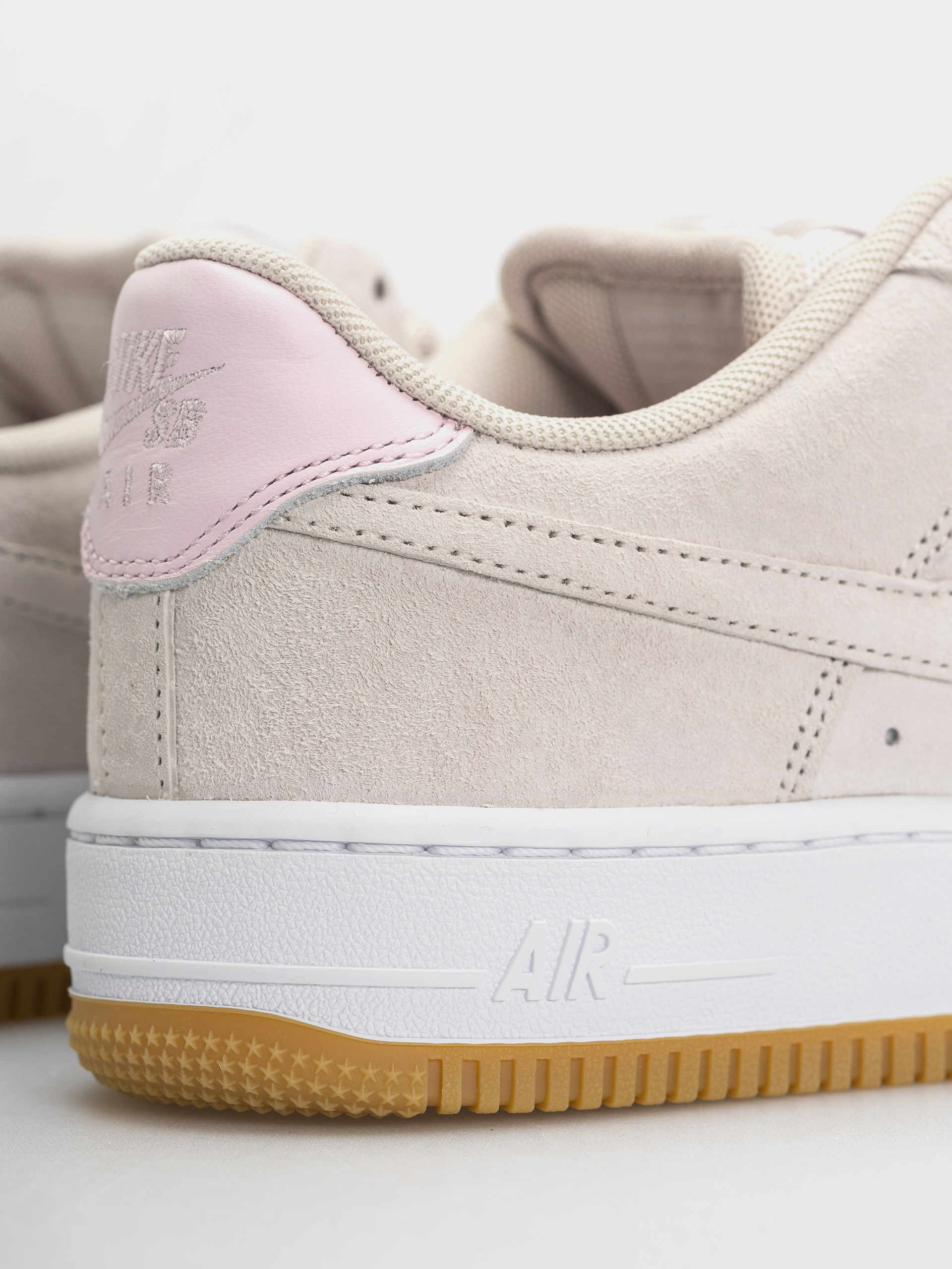 Обувки Nike SB Air Force 1 (lt orewood brn/lt orewood brn/white)