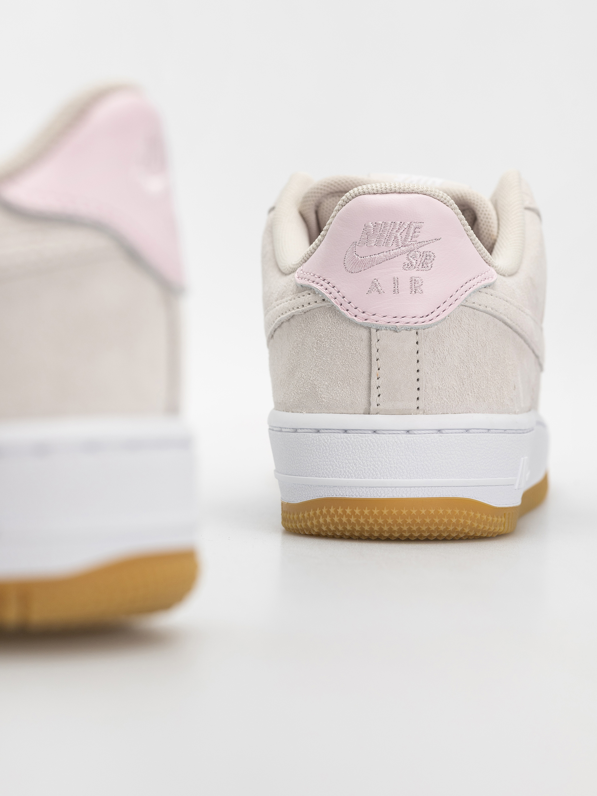 Обувки Nike SB Air Force 1 (lt orewood brn/lt orewood brn/white)