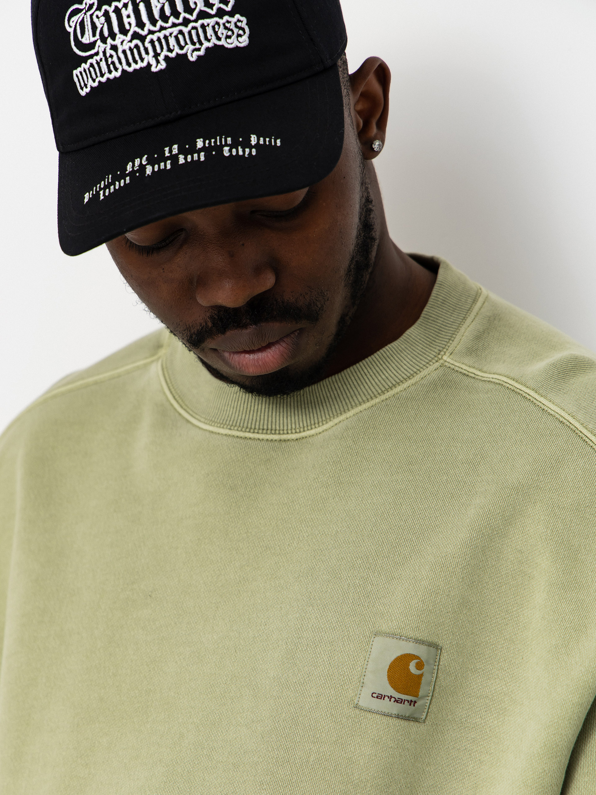 Суитшърт Carhartt WIP Nelson (gentle green)