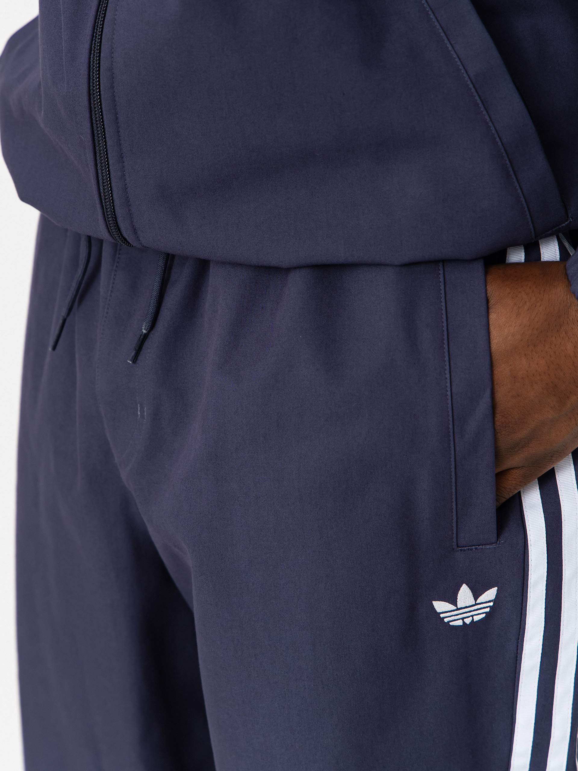 Панталони adidas Superfire Tk (shanav/white)