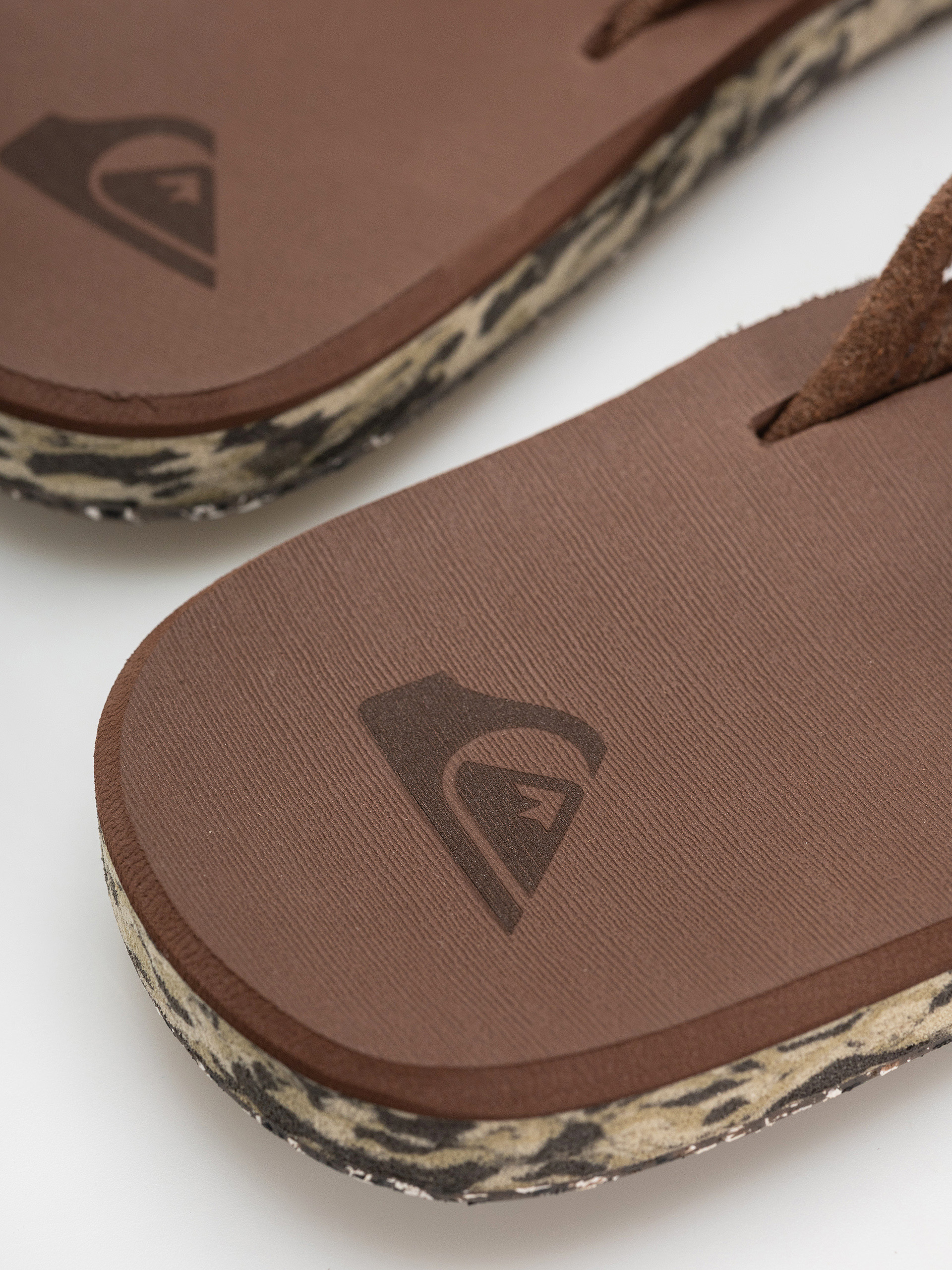 Джапанки Quiksilver Carver Suede Recycled (brown)