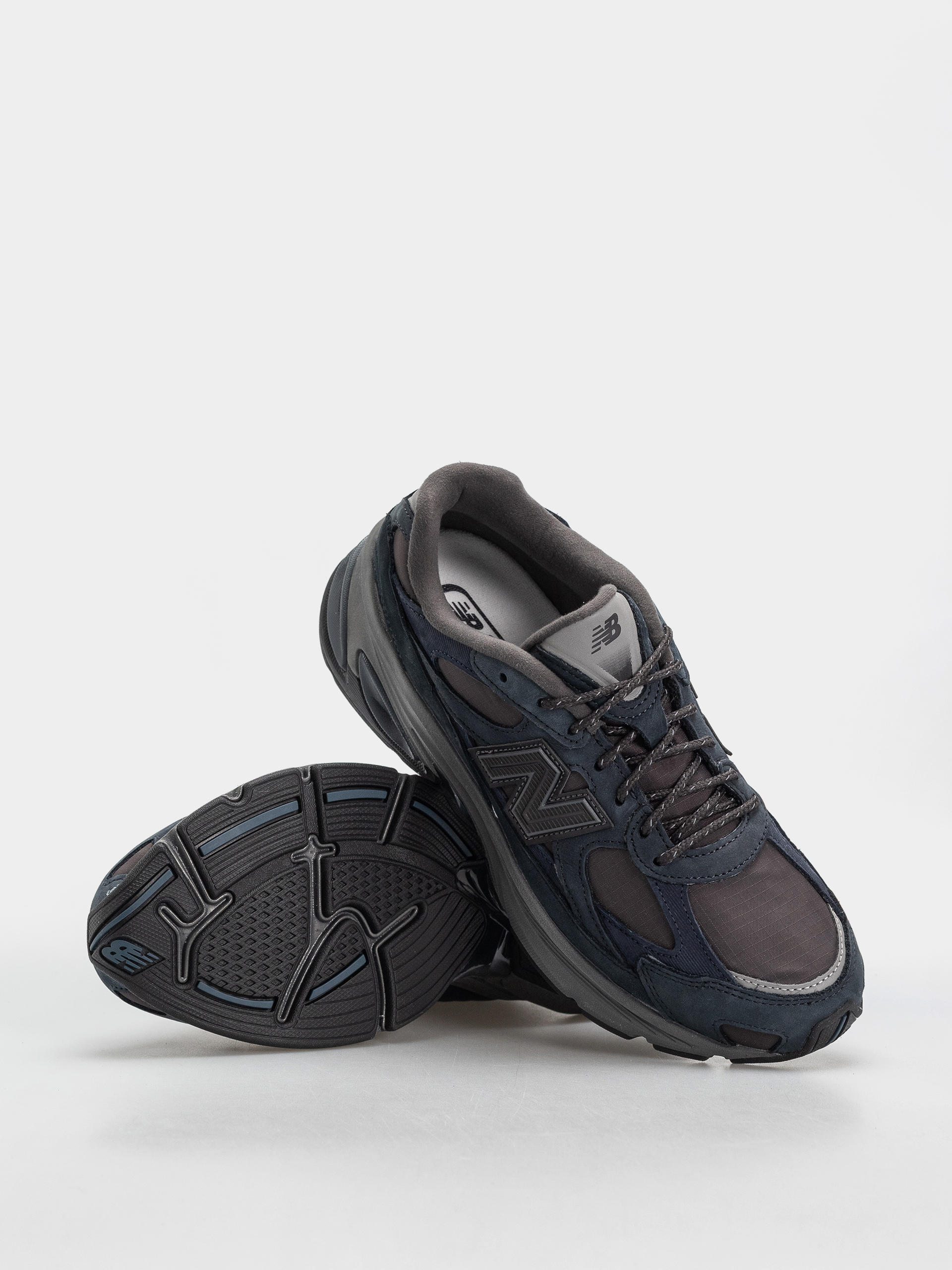 Обувки New Balance 2010 (outerspace/faded black/eclipse)