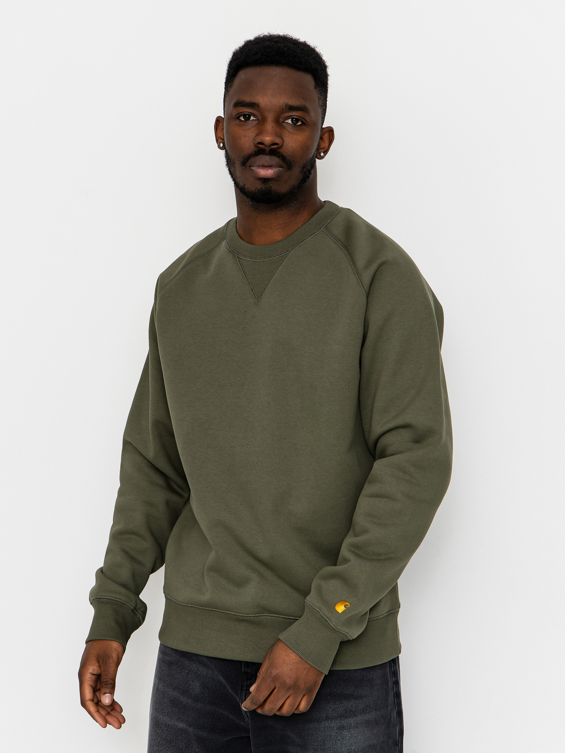 u0421u0443u0438u0442u0448u044au0440u0442 Carhartt WIP Chase (leaf/gold)