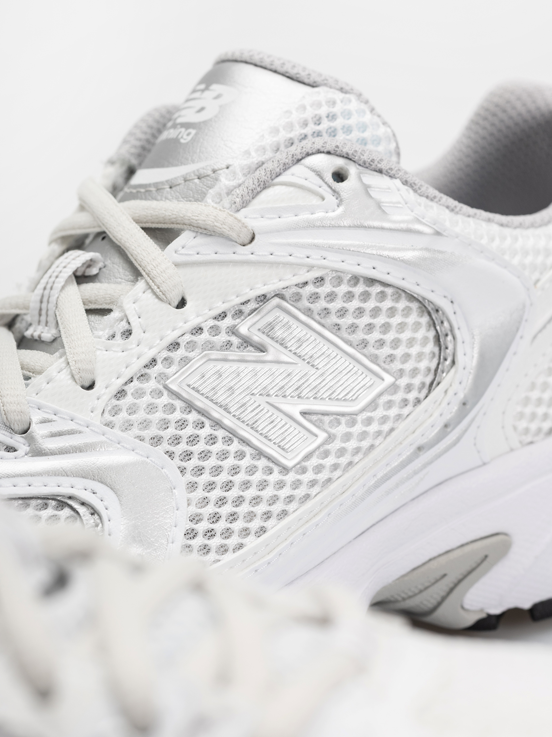 New Balance Обувки 530 (white)