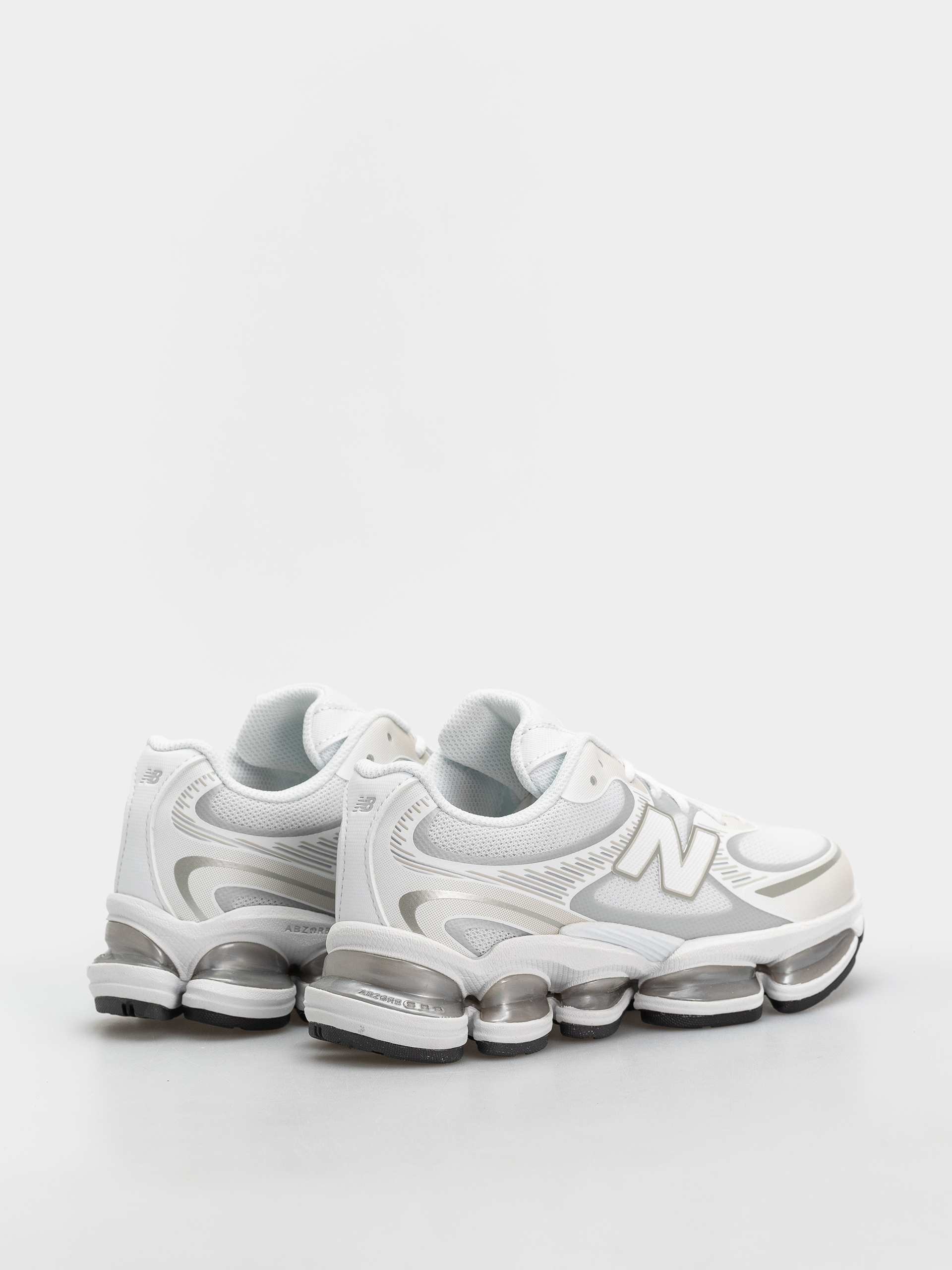 Обувки New Balance 2000 (103 white/silver metallic)