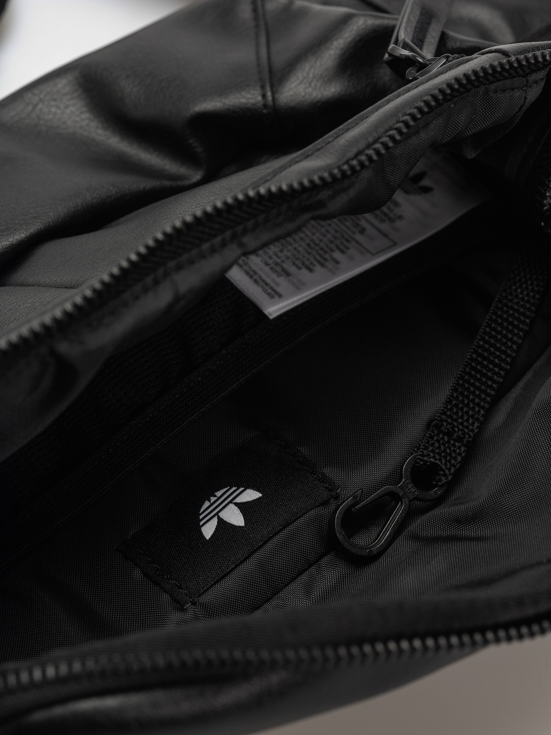 Чантичка за кръст adidas Skate Vl Cr Bdy (black)