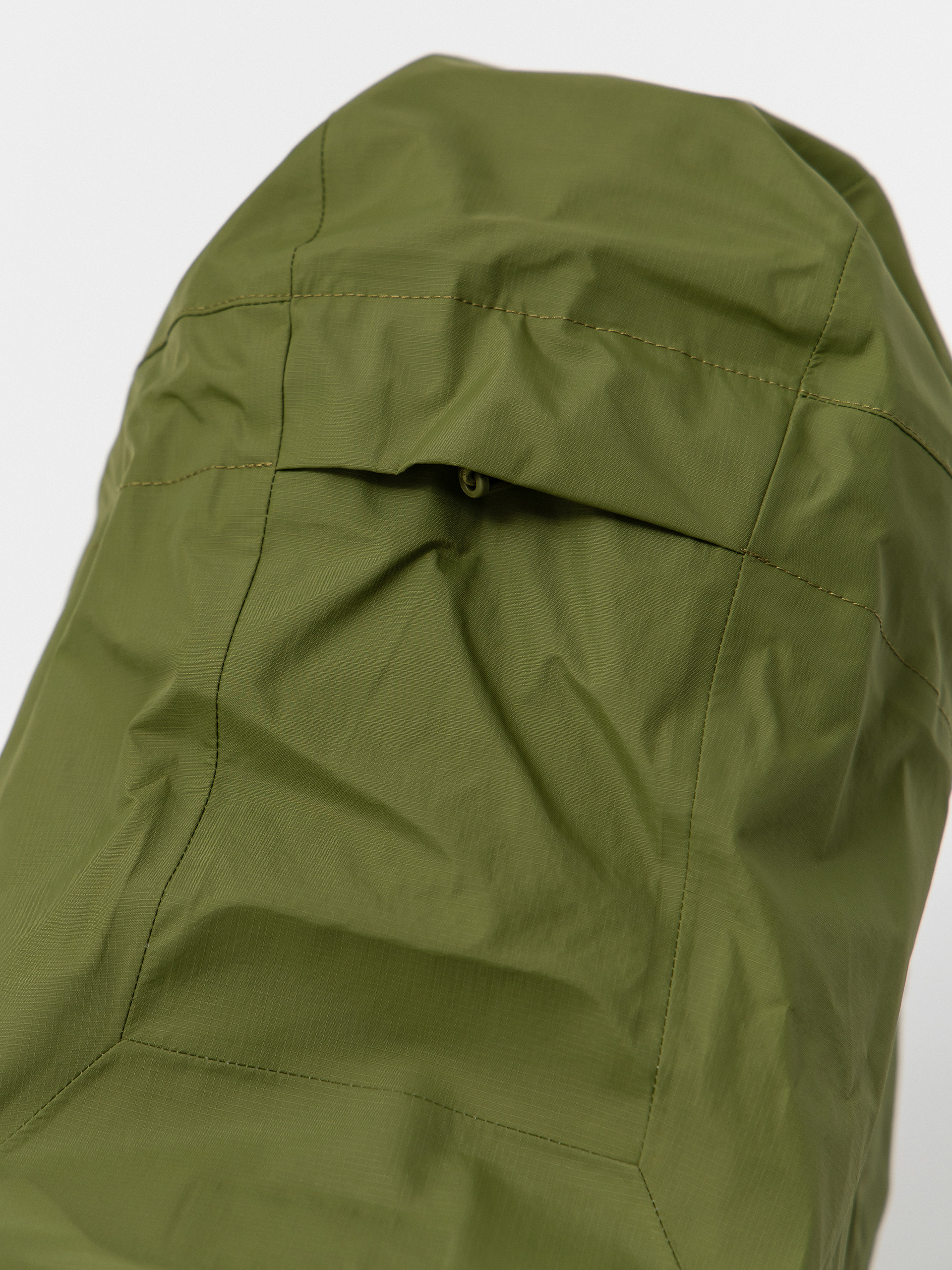 Яке Patagonia Torrentshell 3L (caper green)