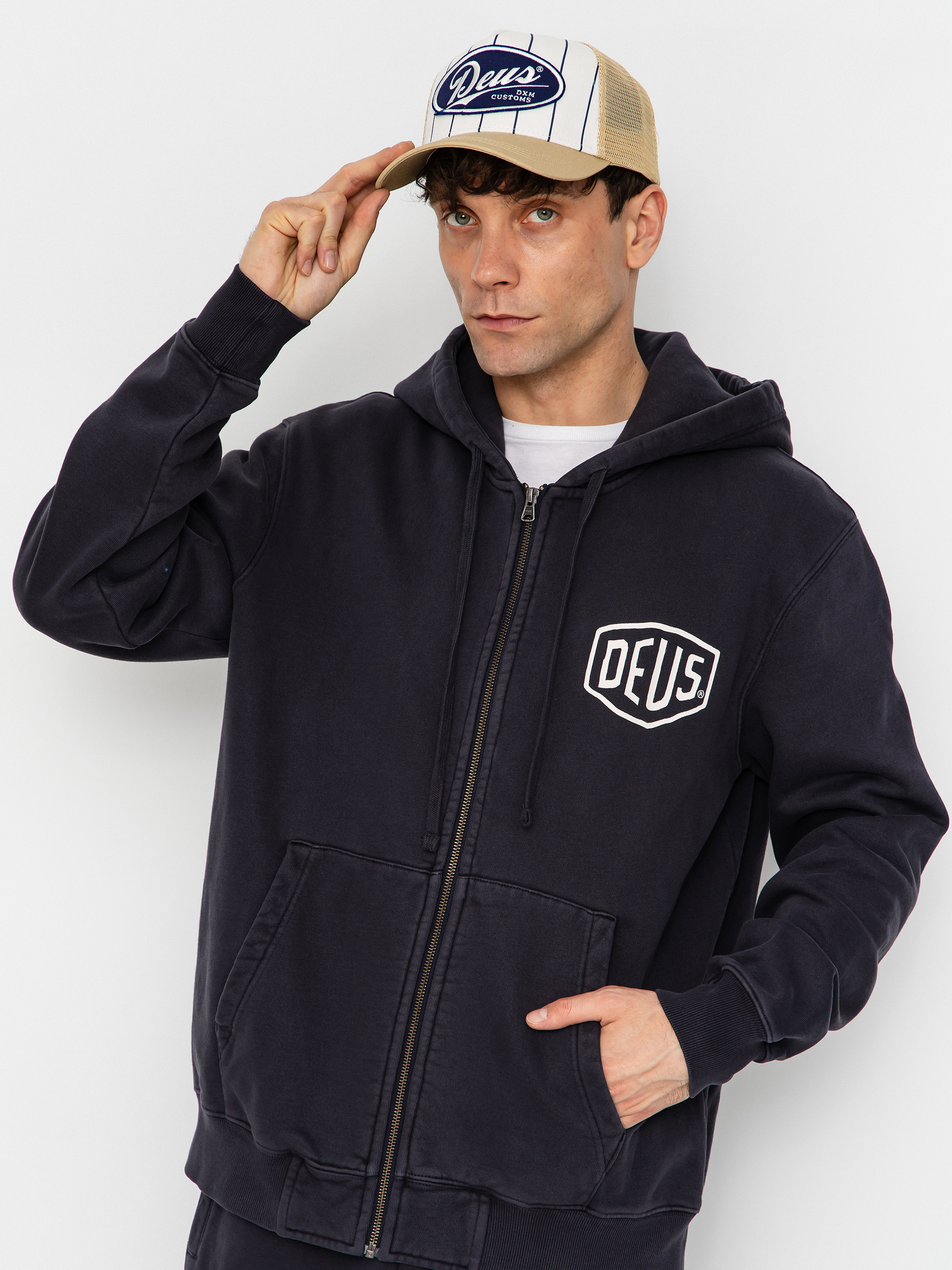 Суитшърт с качулка Deus Ex Machina Shield Garment Dyed ZHD