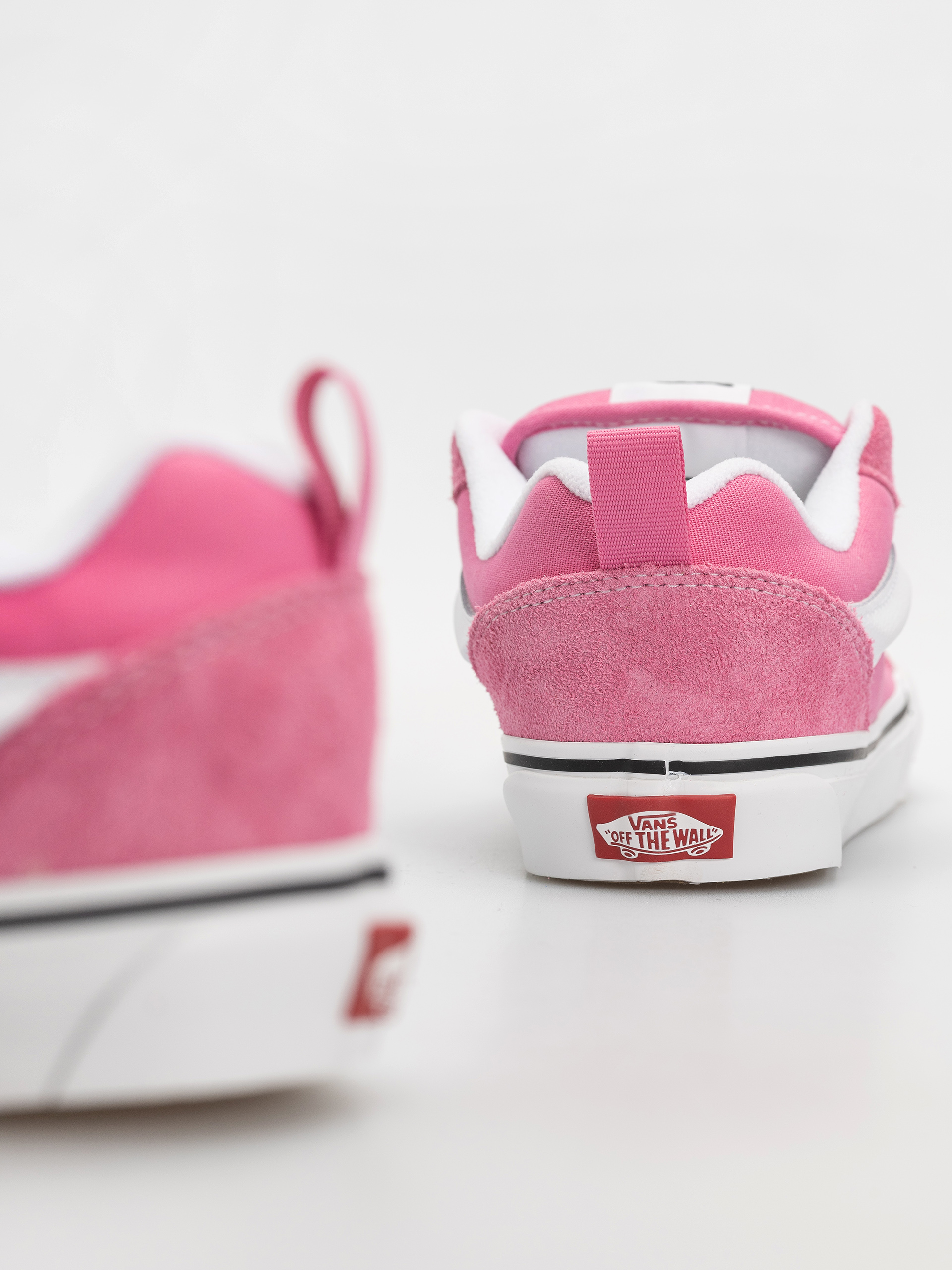 Обувки Vans Knu Skool (cthr pink fizz)