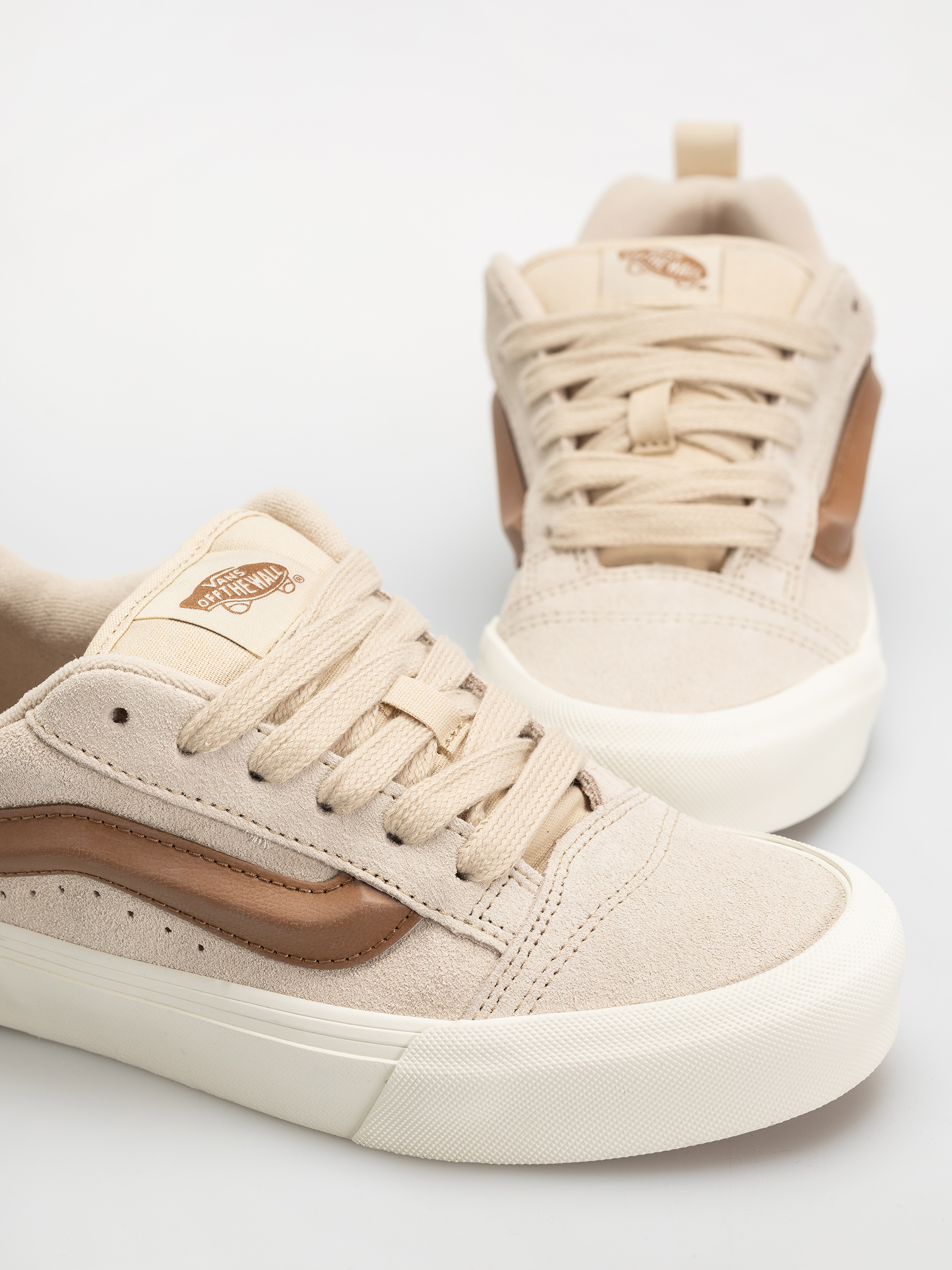 Обувки Vans Knu Skool (creme brule/bro)