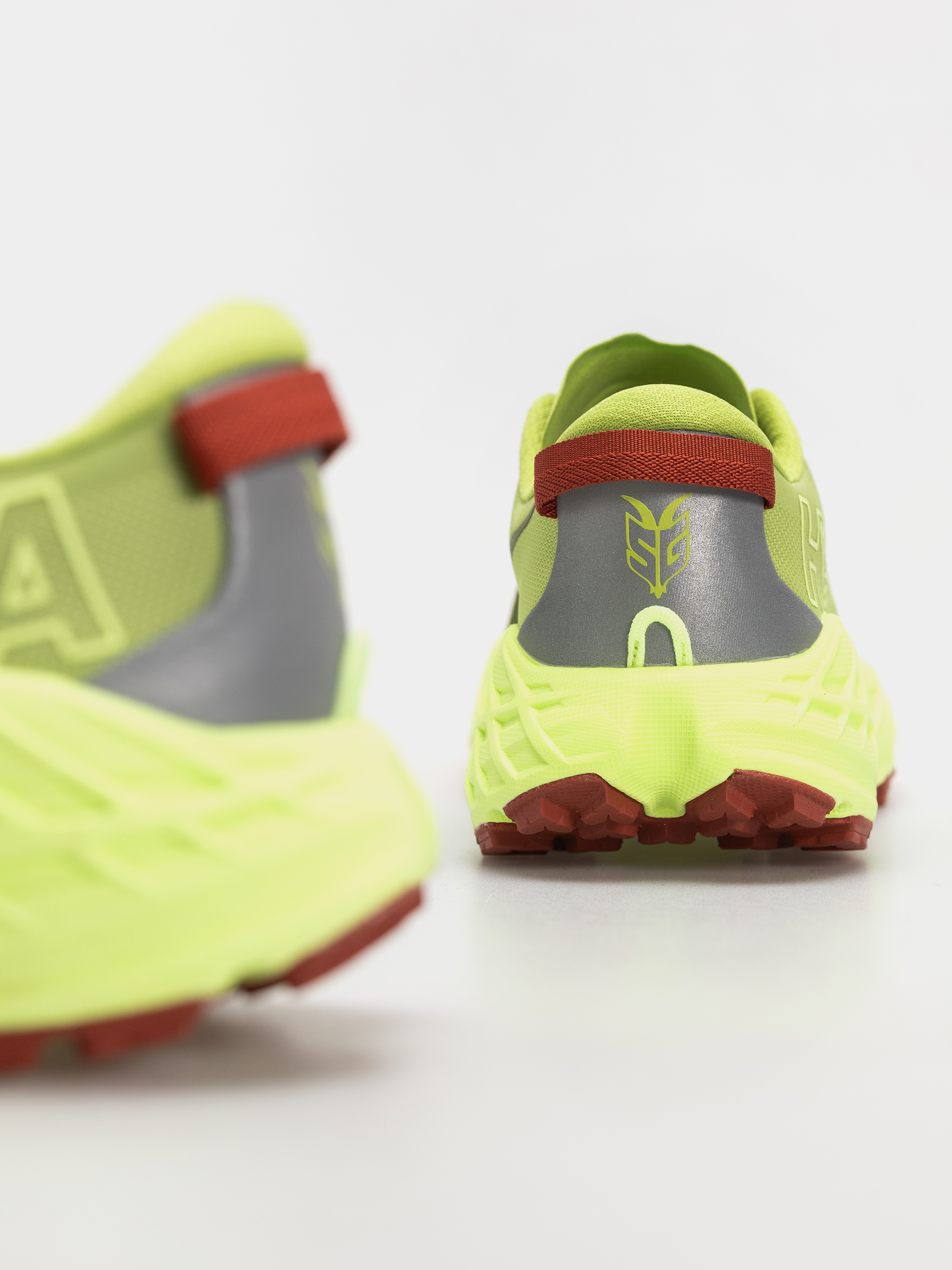 Обувки Hoka Speedgoat 7 (kiwi/neon yuzu)