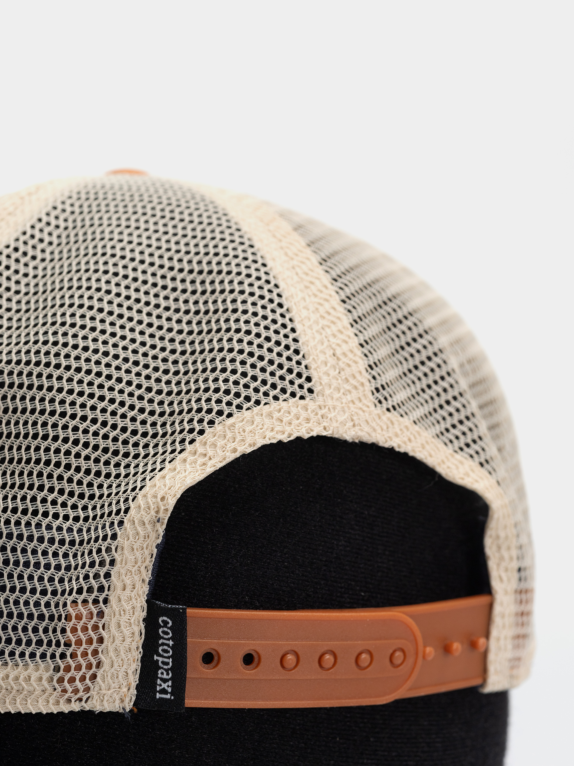 Шапка с козирка Cotopaxi Vintage Trucker (whiskey)