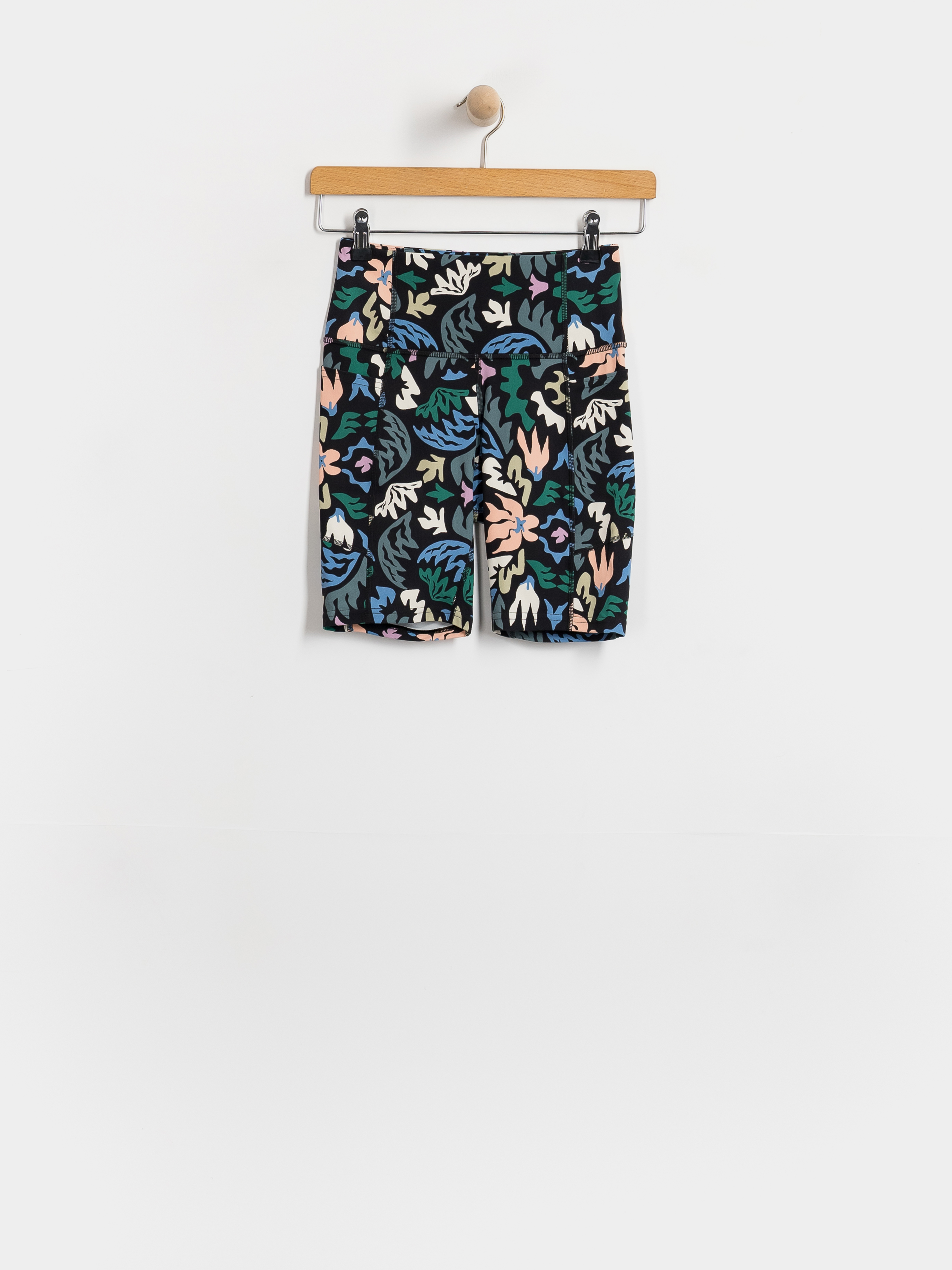 Къси панталони Patagonia Maipo 8in Wmn (kaleido/black)