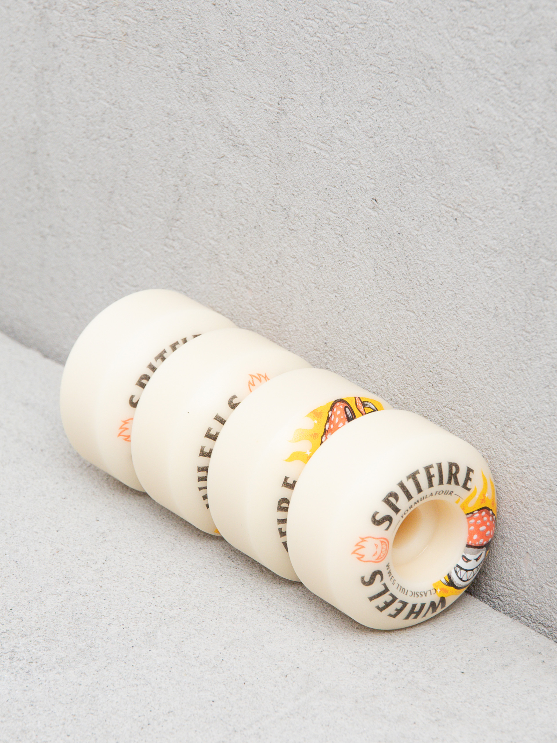 Колелца Spitfire F4 99D Shroom Bighead Classic Full (natural)