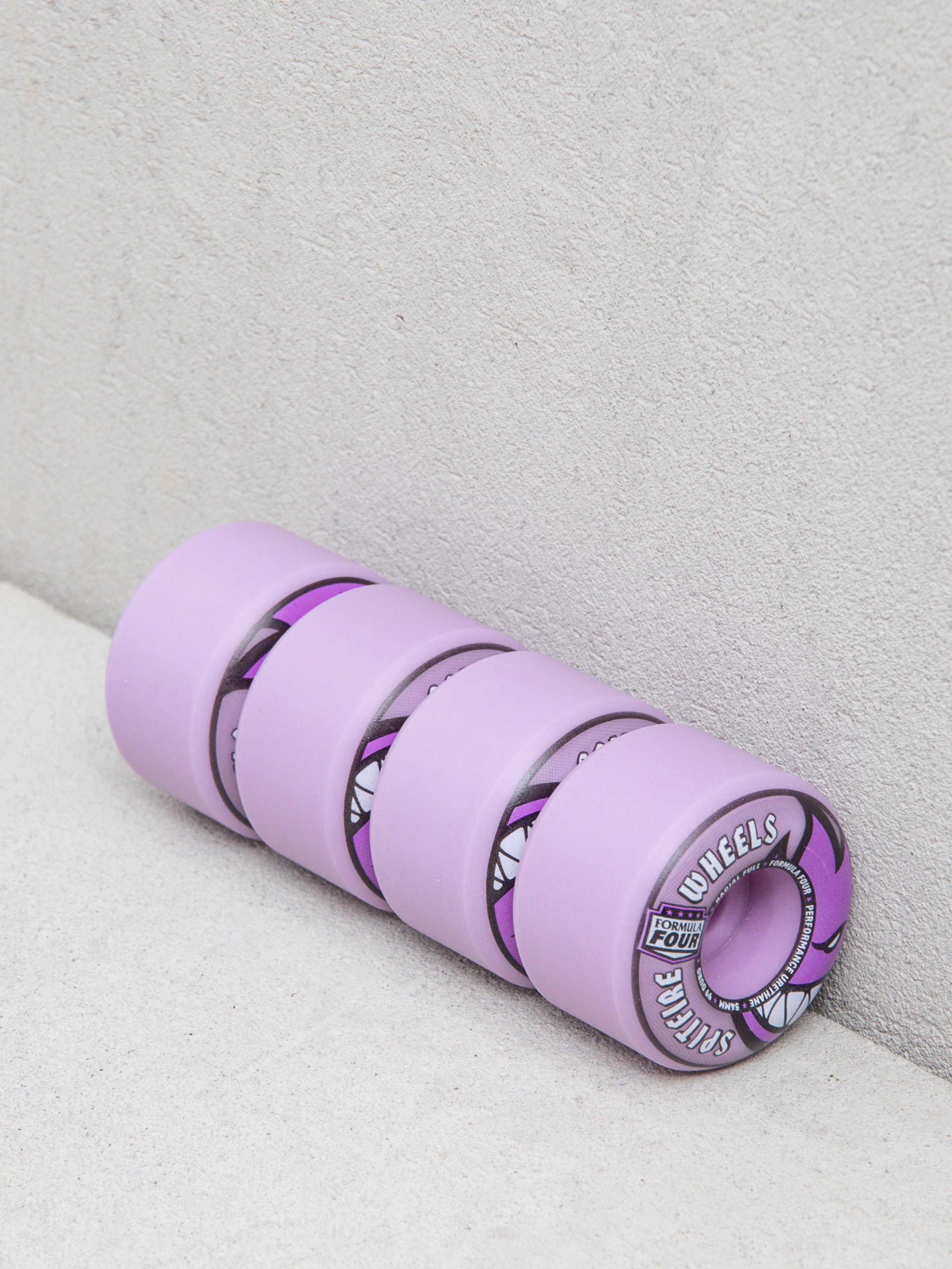 Колелца Spitfire F4 99D Team Colors Radial Full (lt purple)