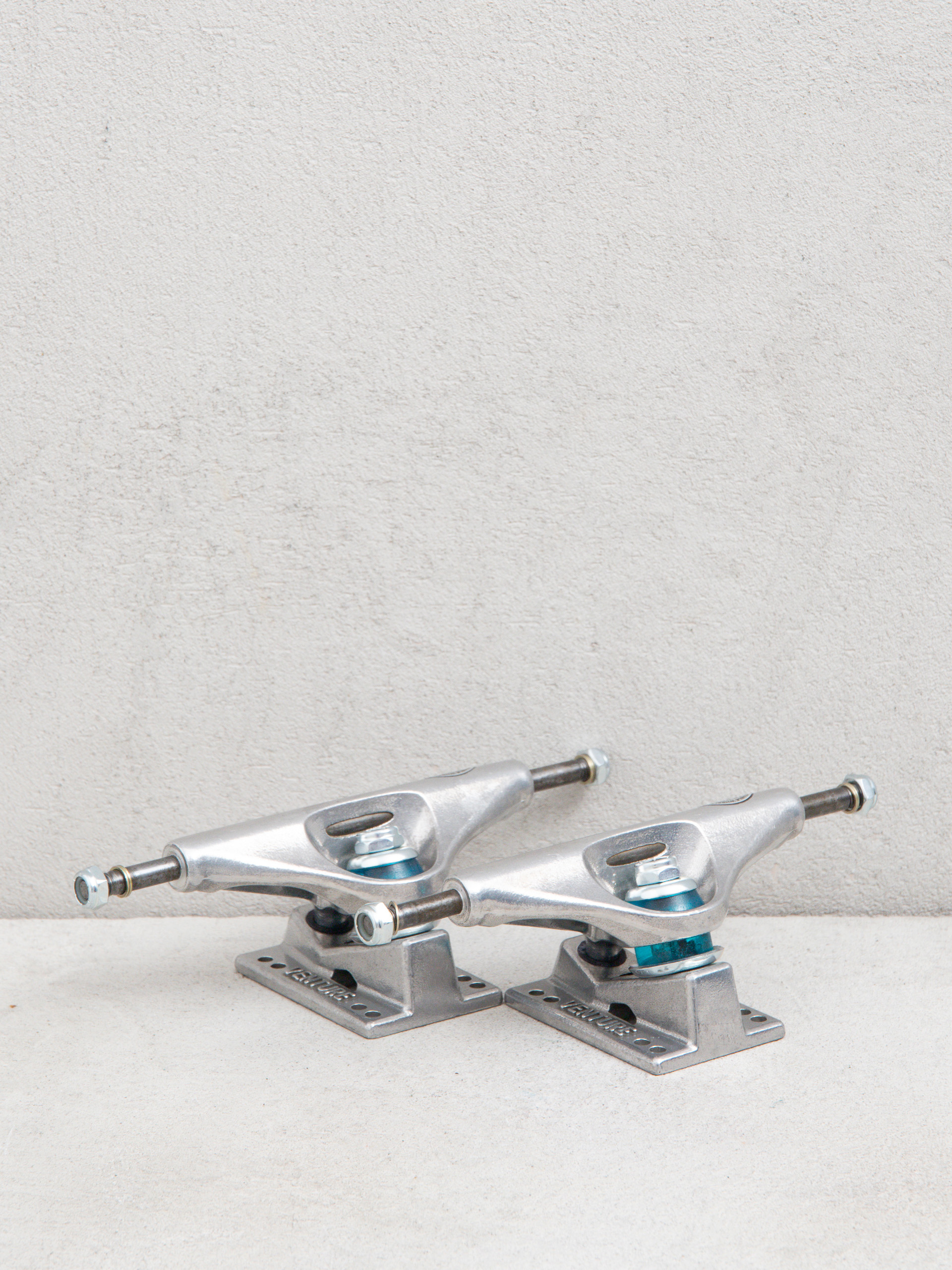 Колесари Venture Team V8 Polished (silver)